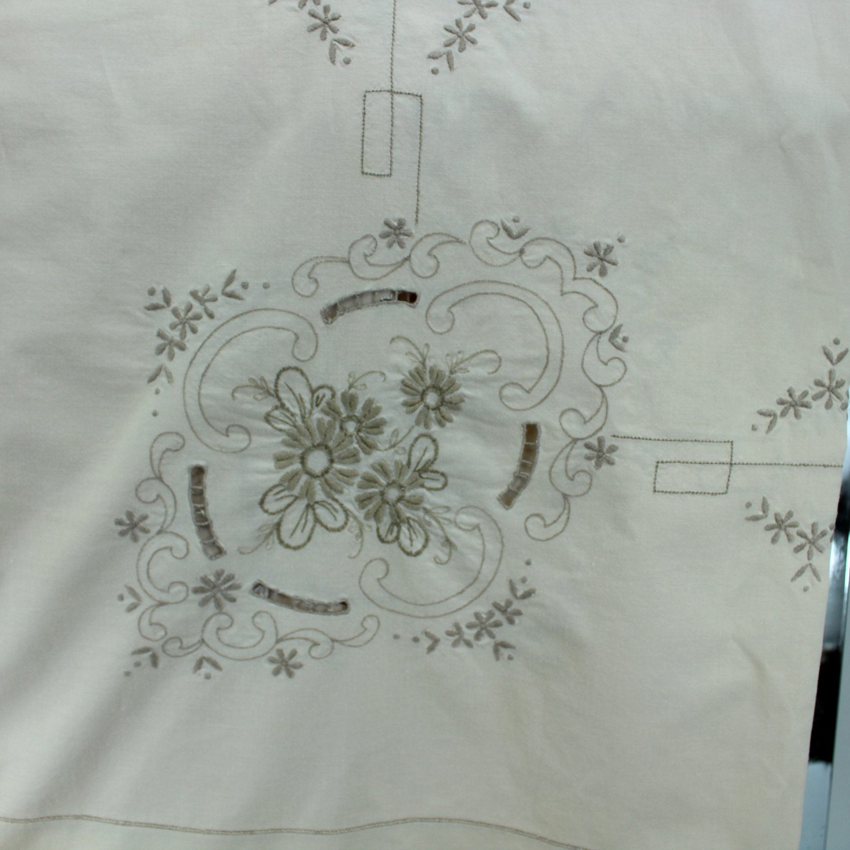 Bone Ecru Linen Large Tablecloth 8 Napkins 81" X 66" Unusual Blocks Pattern closeup