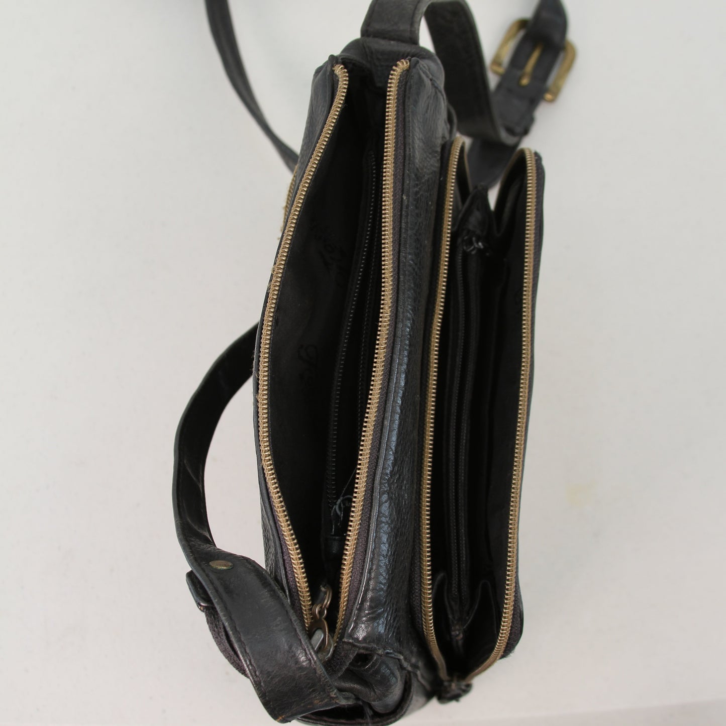Vtg Fossil 75082 Black Pebbled Leather Shoulder Bag Handbag w/Key