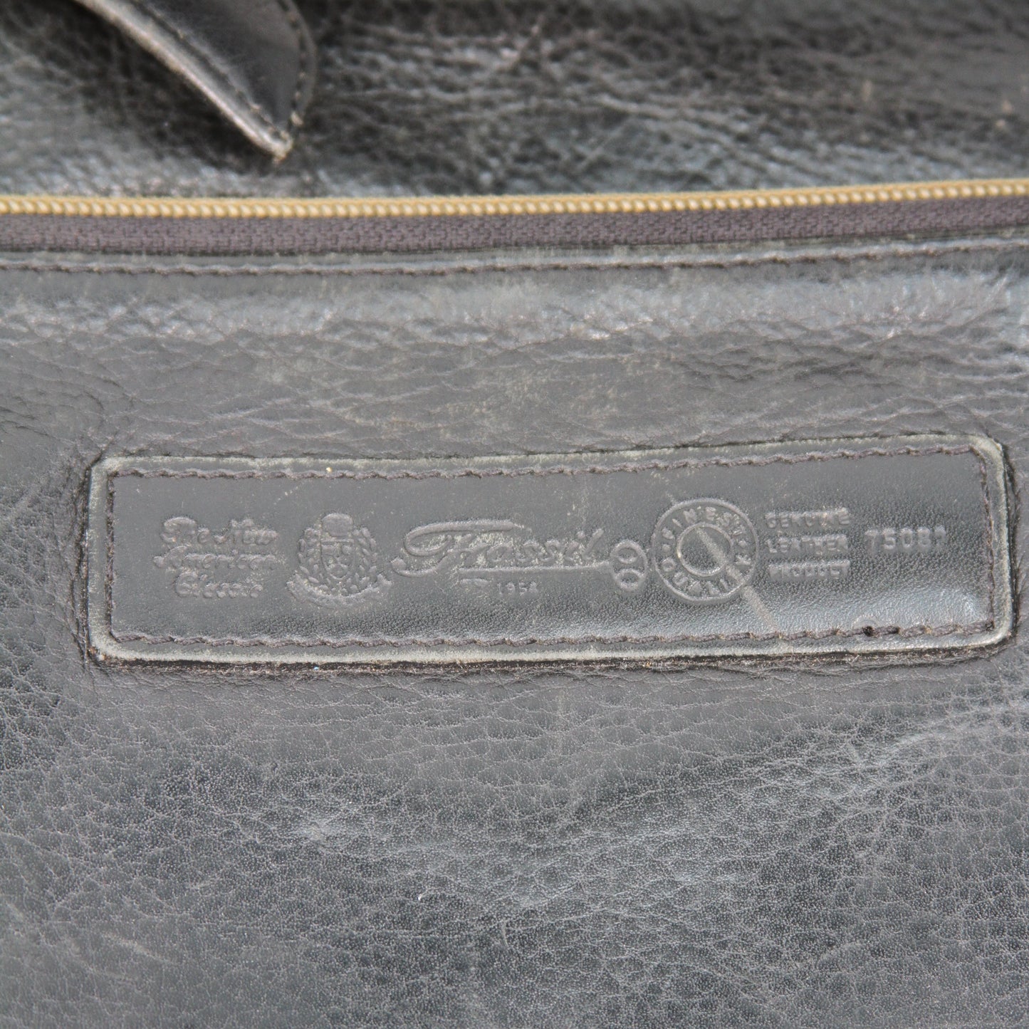 Vtg Fossil 75082 Black Pebbled Leather Shoulder Bag Handbag w/Key