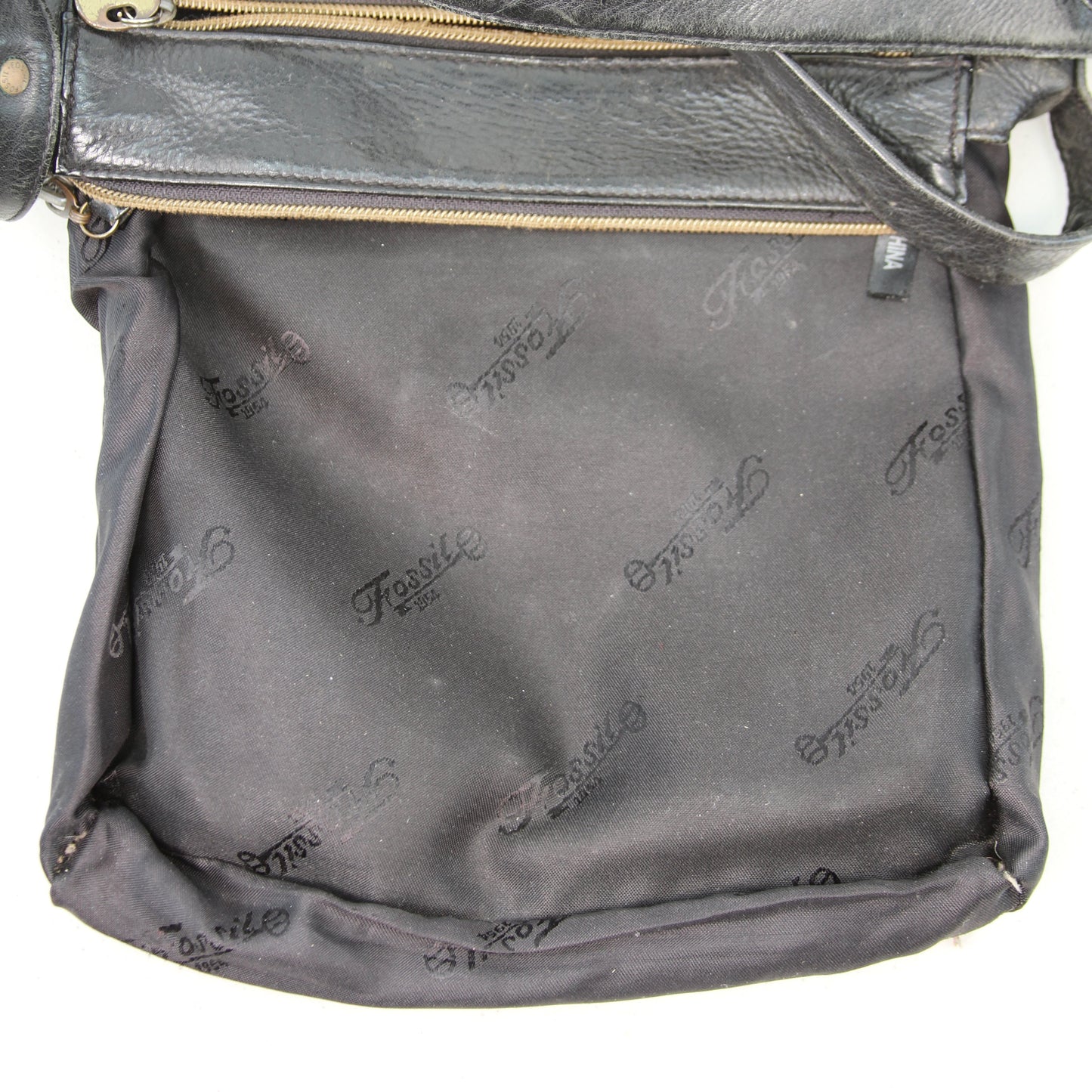 Vtg Fossil 75082 Black Pebbled Leather Shoulder Bag Handbag w/Key