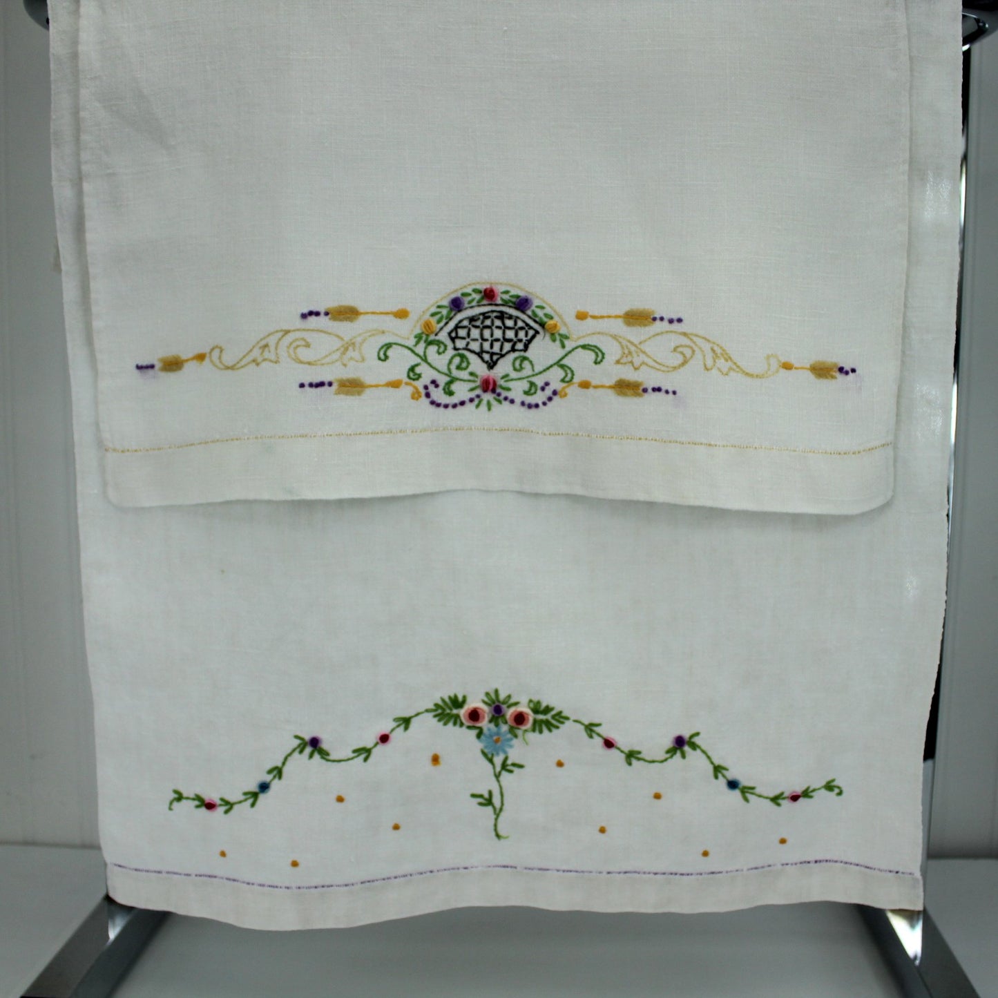 Pair Vintage Linen Hand Towels Exquisite Dimensional Embroidery 1940s