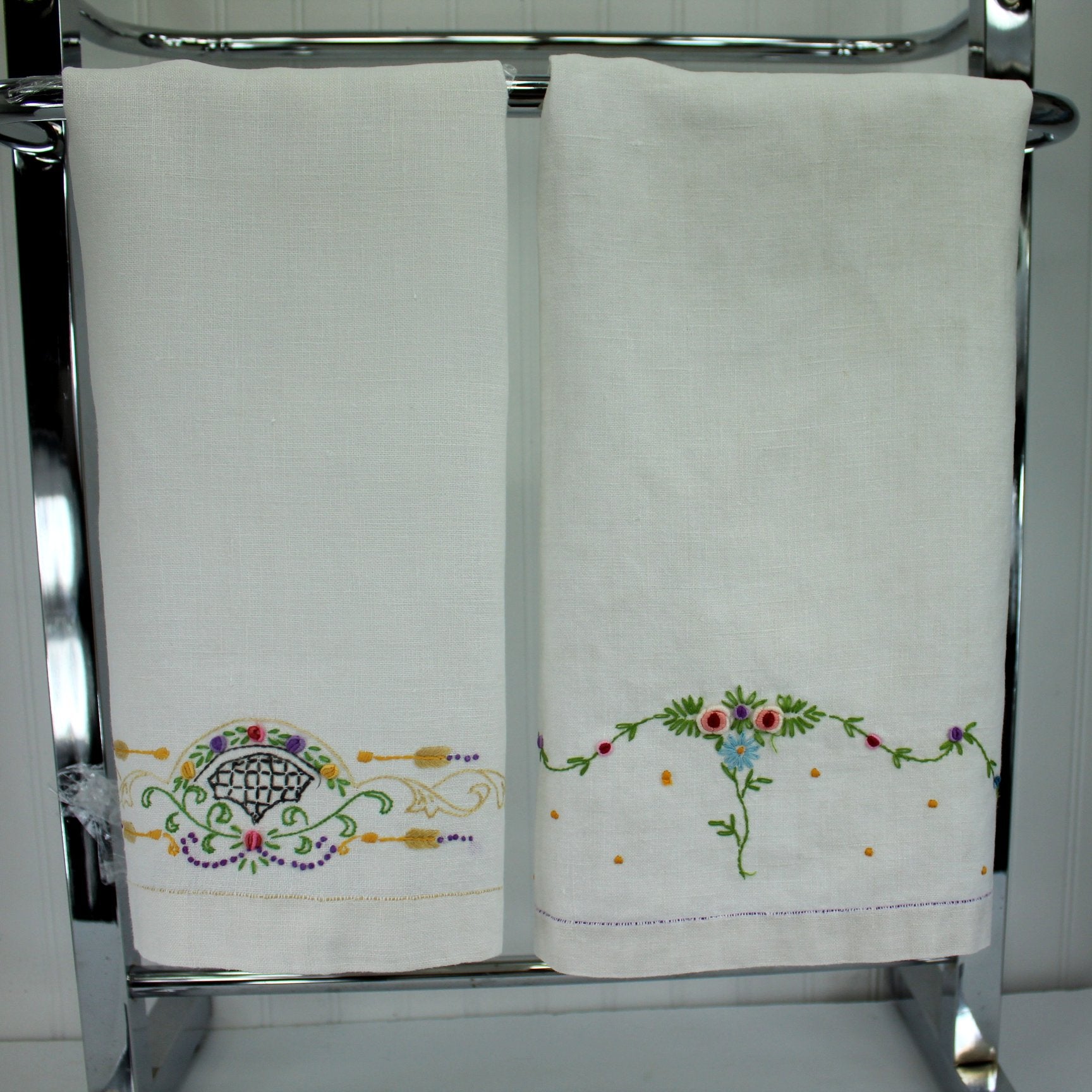 Pair Vintage Linen Hand Towels Exquisite Dimensional Embroidery 1940s linear hanging view
