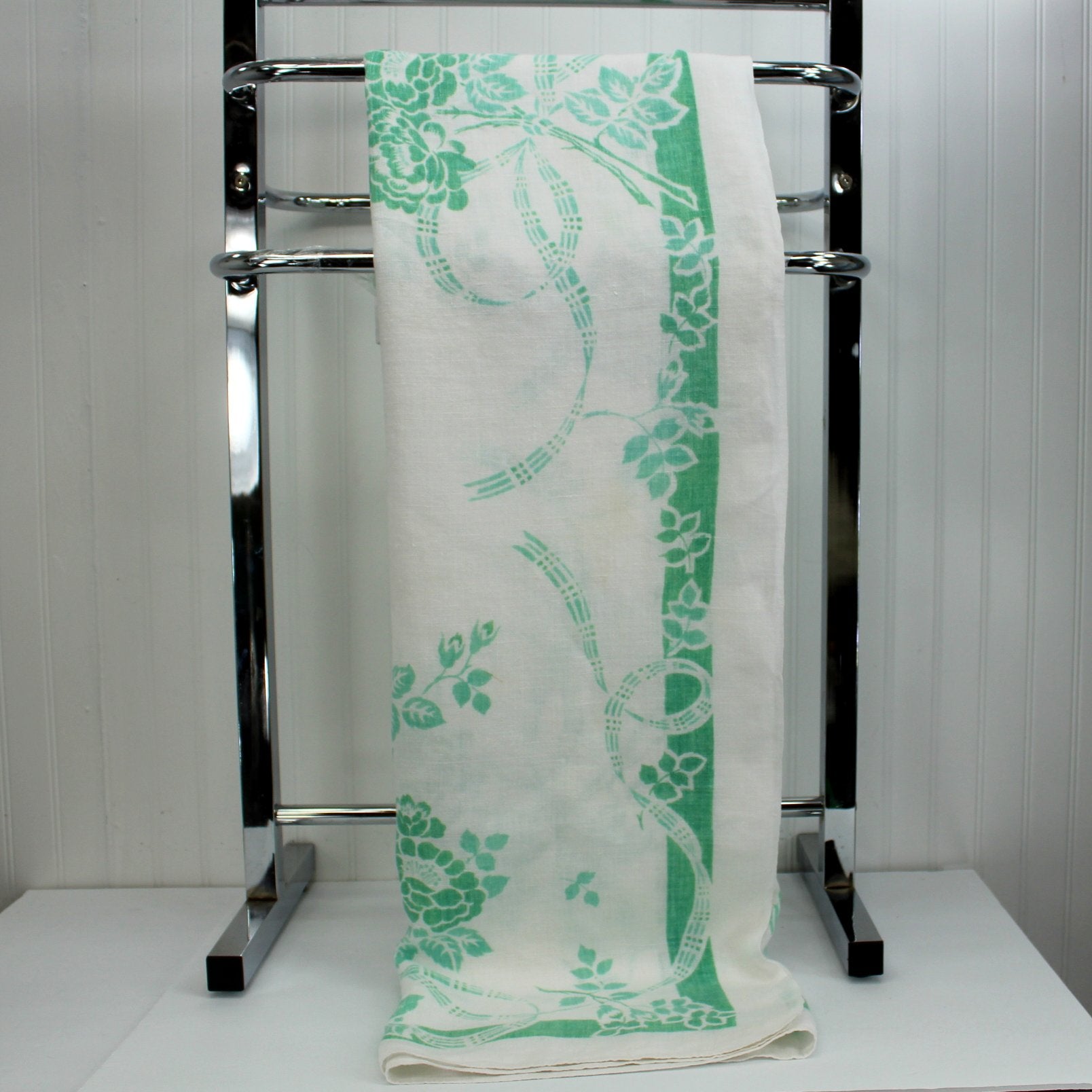 MCM Tablecloth 1950s Green White Print Linen linear photo