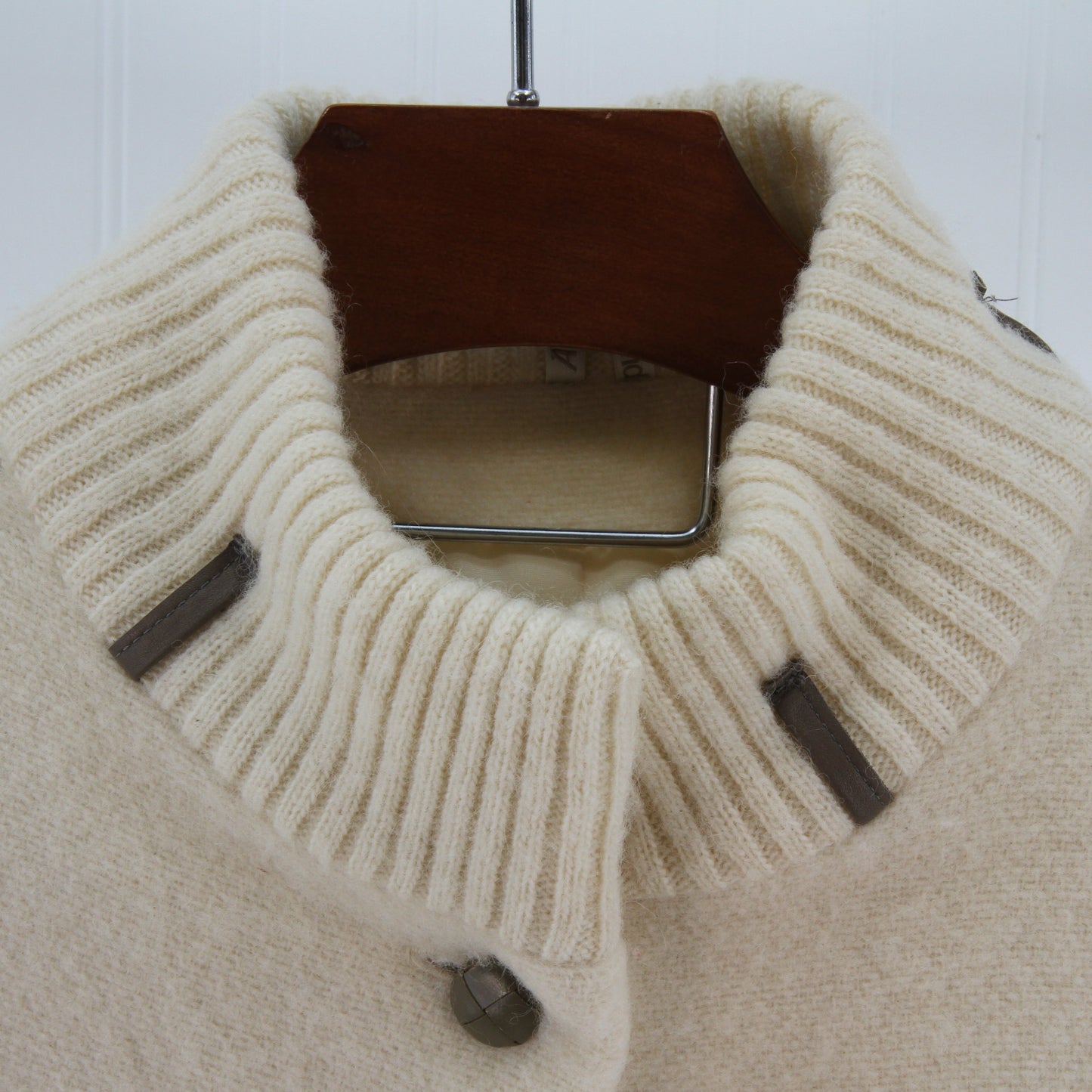 Alafoss Icewool White Cream Womens Jacket2