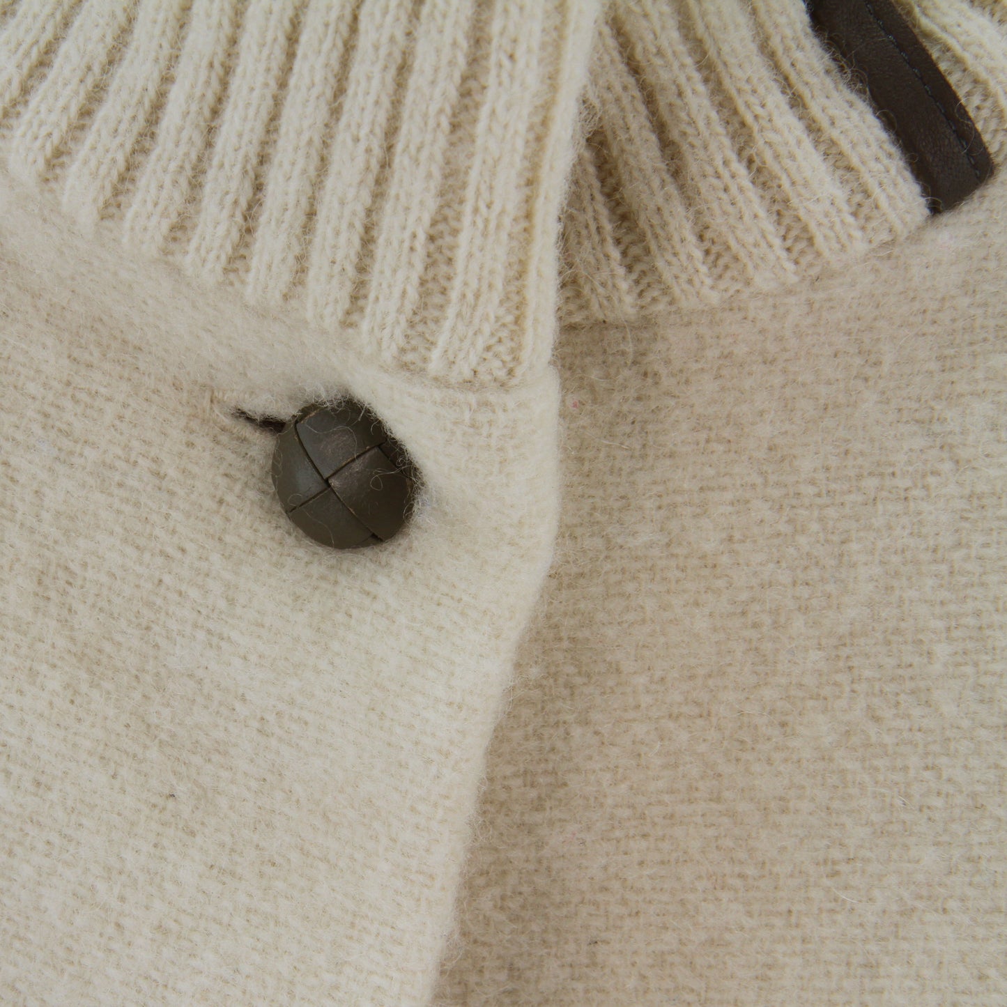 Alafoss Icewool White Cream Womens Jacket3