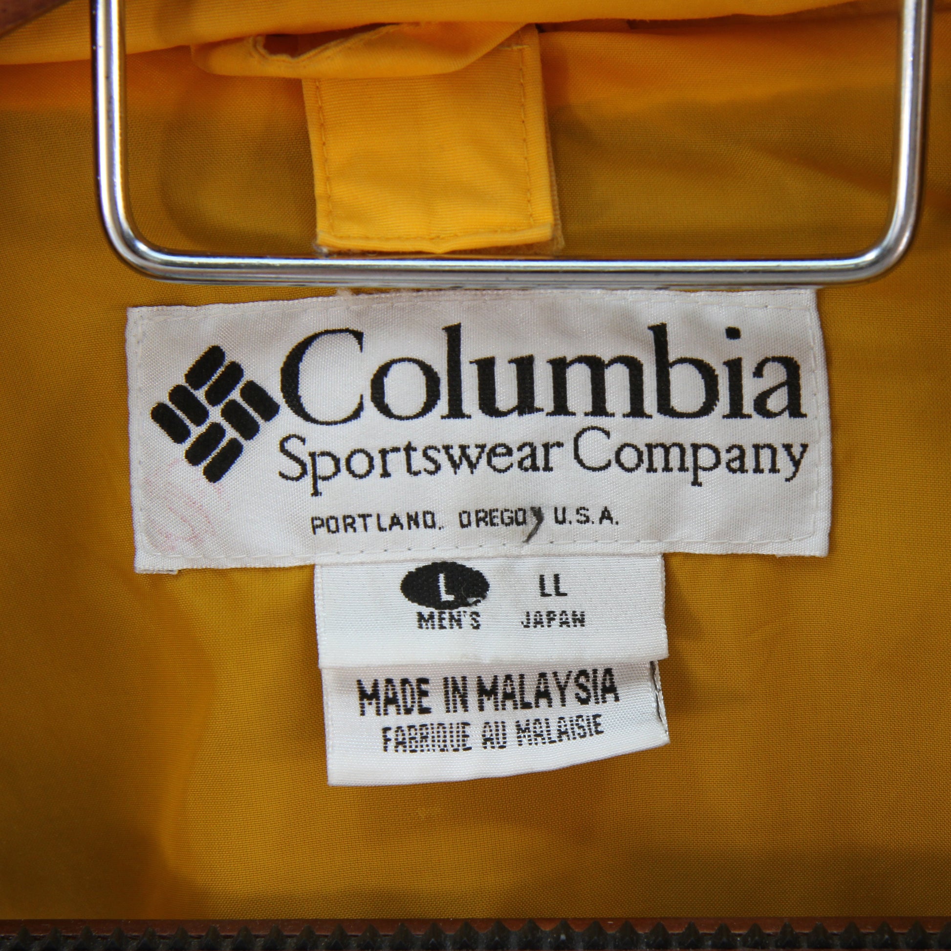 Columbia Sportswear Mens Windbreaker Bugaboo Jacket label detail