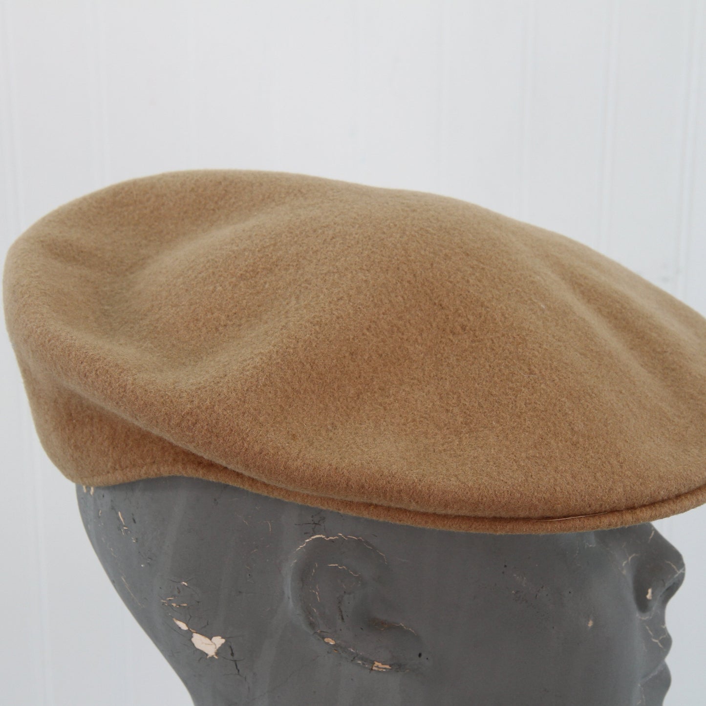 Pair Kangol Driving Caps Tan & White 4