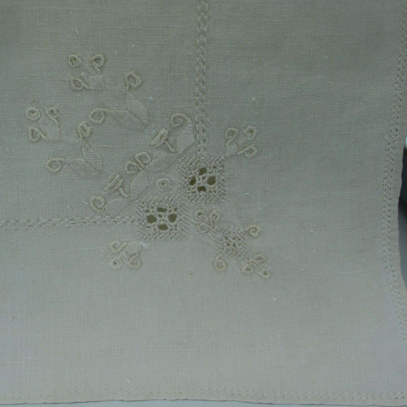 Small Vintage Tablecloth Bone Natural Linen Exquisite Embroidery Estate Use DIY Repurpose