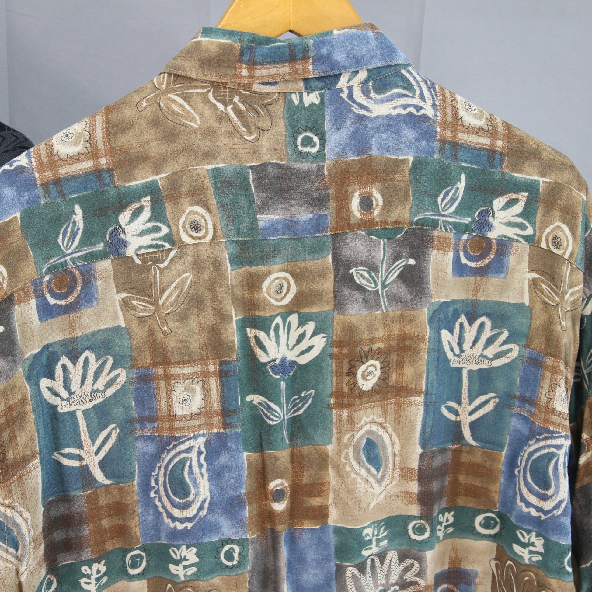 Campia Moda three Hawaiian shirts view8