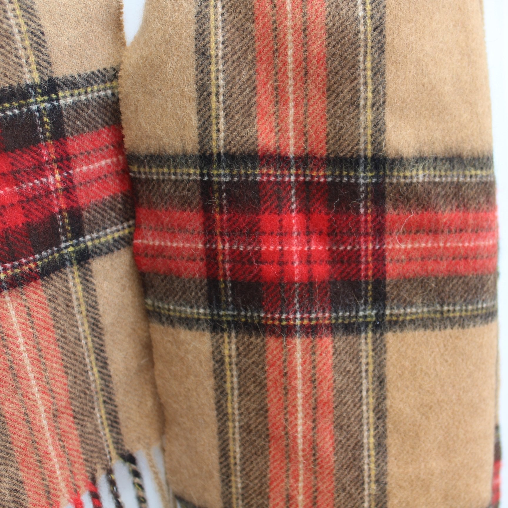 Neck Scarf 100% Cashmere Camel Red Plaid Bloomingdales Peterborough Row Made W Germany closeup fine fiber