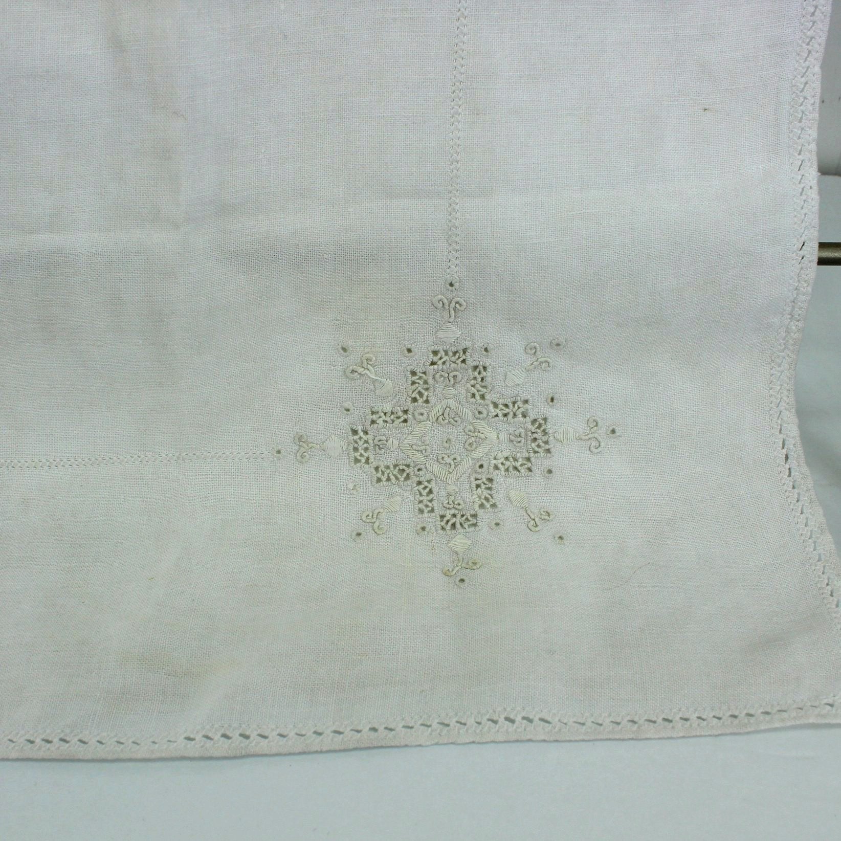 Small Vintage Tablecloth Off White Linen Embroidered Estate Use DIY Repurpose corner design