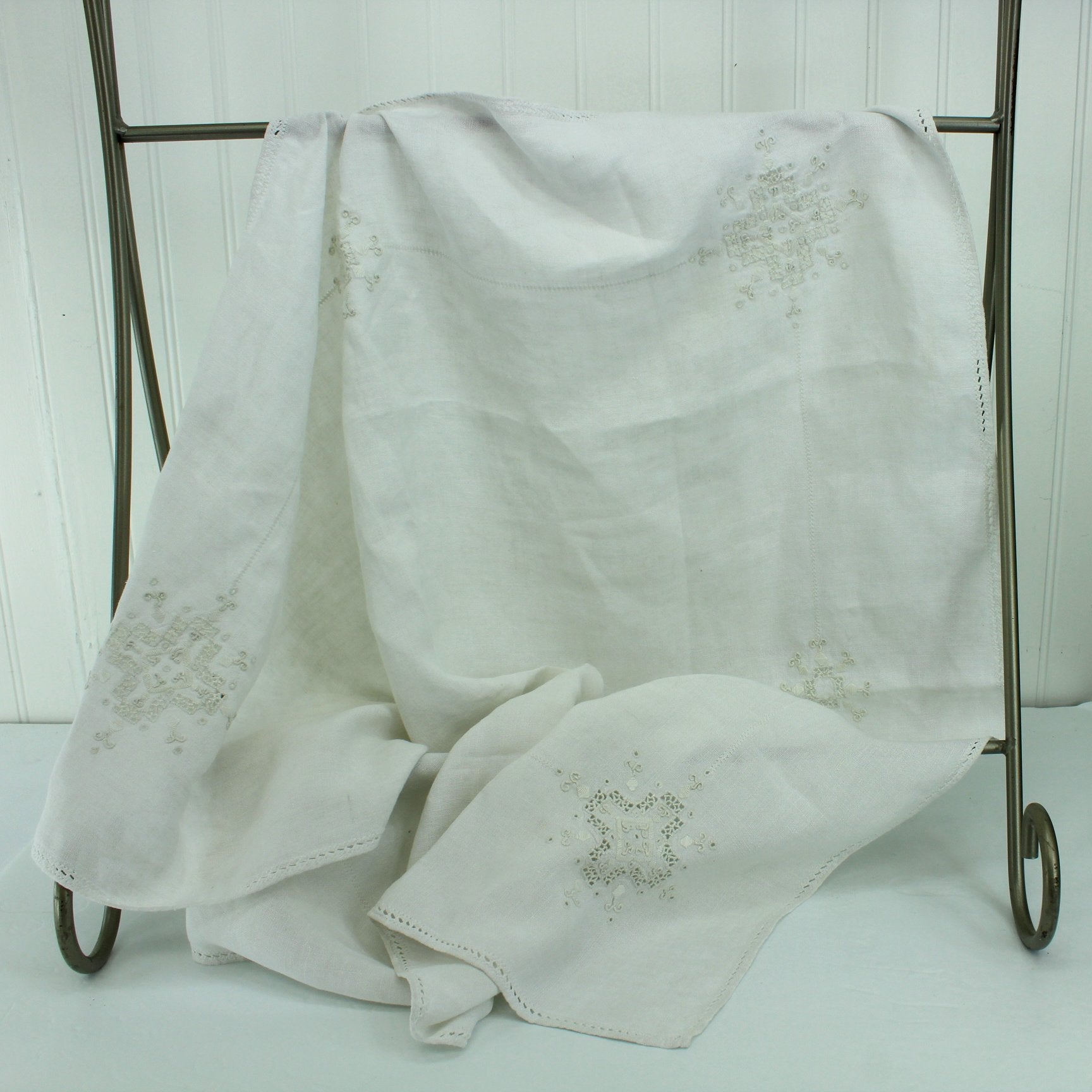 Small Vintage Tablecloth Off White Linen Embroidered Estate Use DIY Repurpose full view