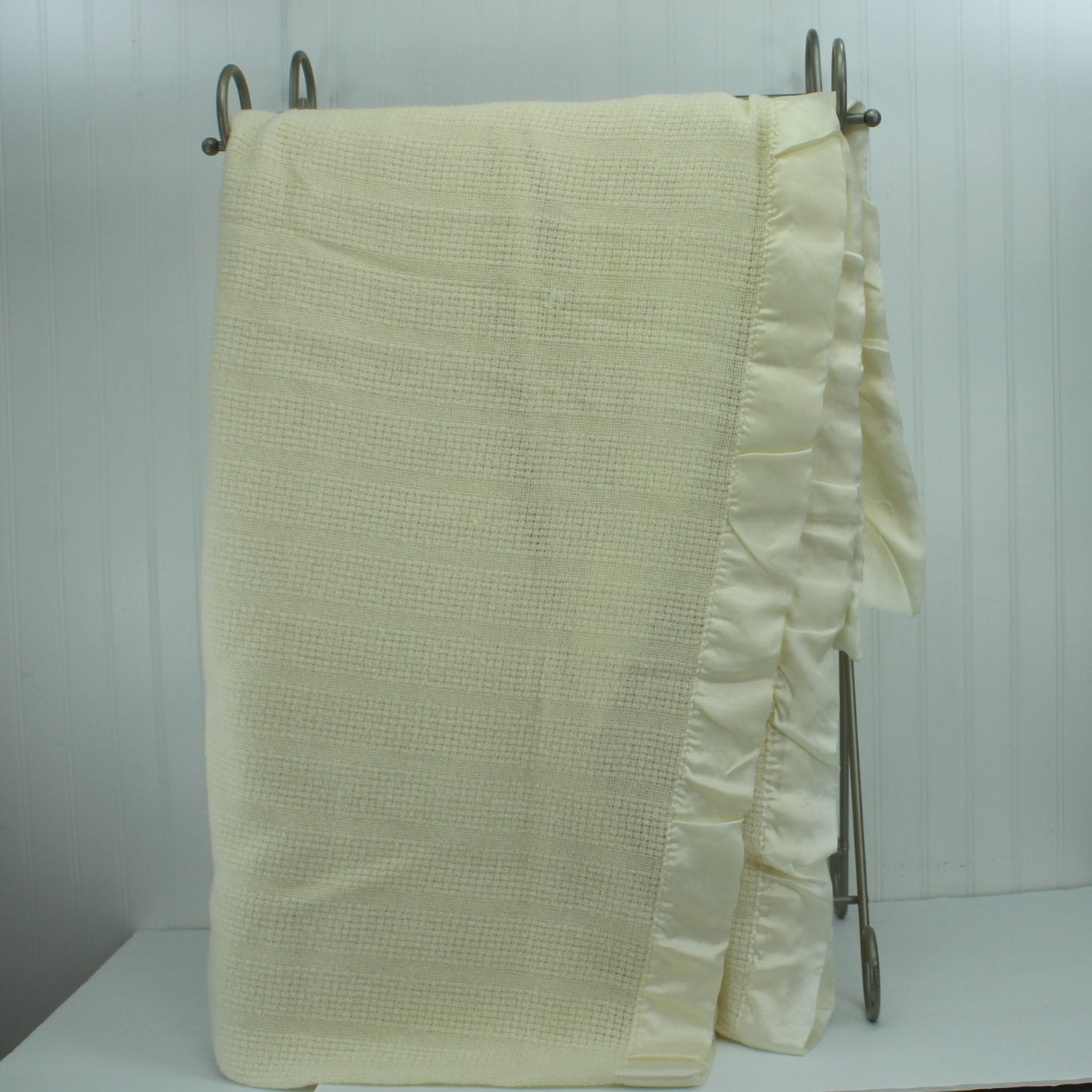 Faribault Faribo Washable Wool Blend Blanket Ivory Basketweave 102" X 87" vertical view folded blanket