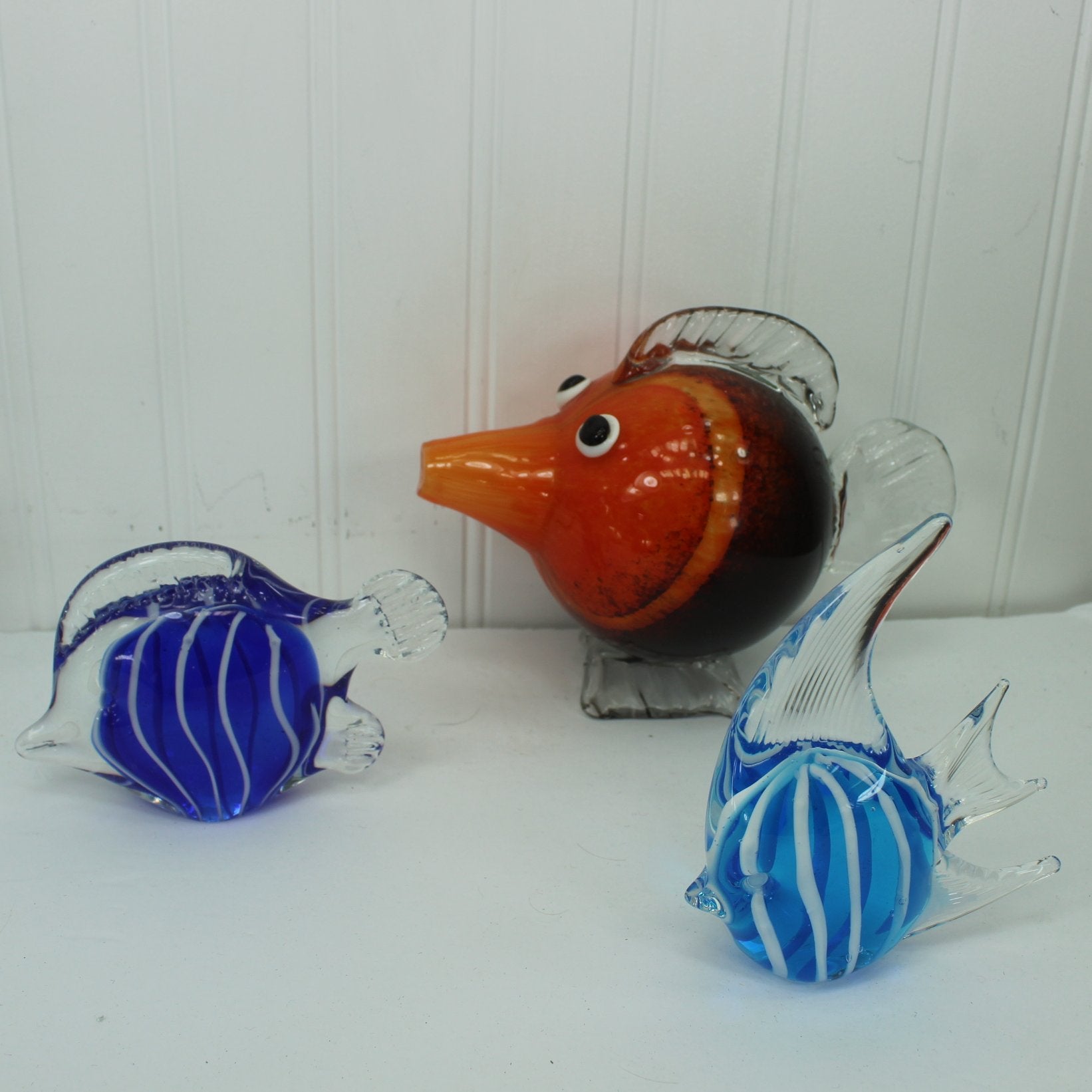 School of 3 Fish Glass Collectibles Angel Blowfish side view of fish