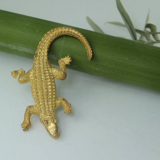 Highly Detailed Alligator Pin Brooch Bright Gold 2 3/4" Length