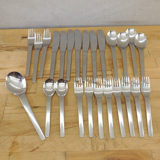 Towle Supreme Cutlery Ingrid Flatware 24 Lot Knife Fork Spoon