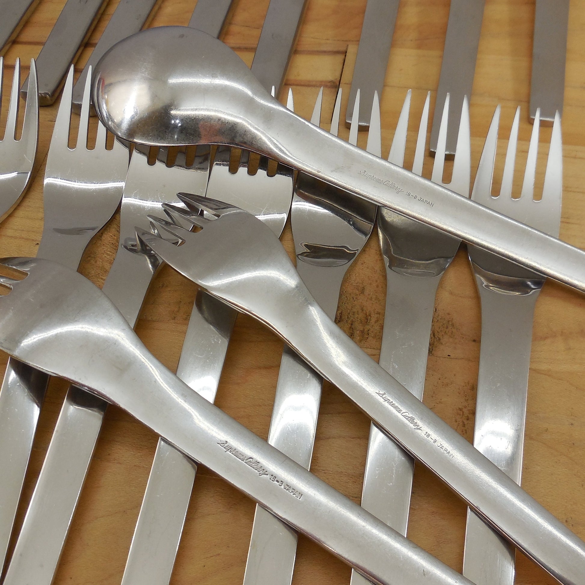 Towle Supreme Cutlery Ingrid Flatware 24 Lot Knife Fork Spoon Signed