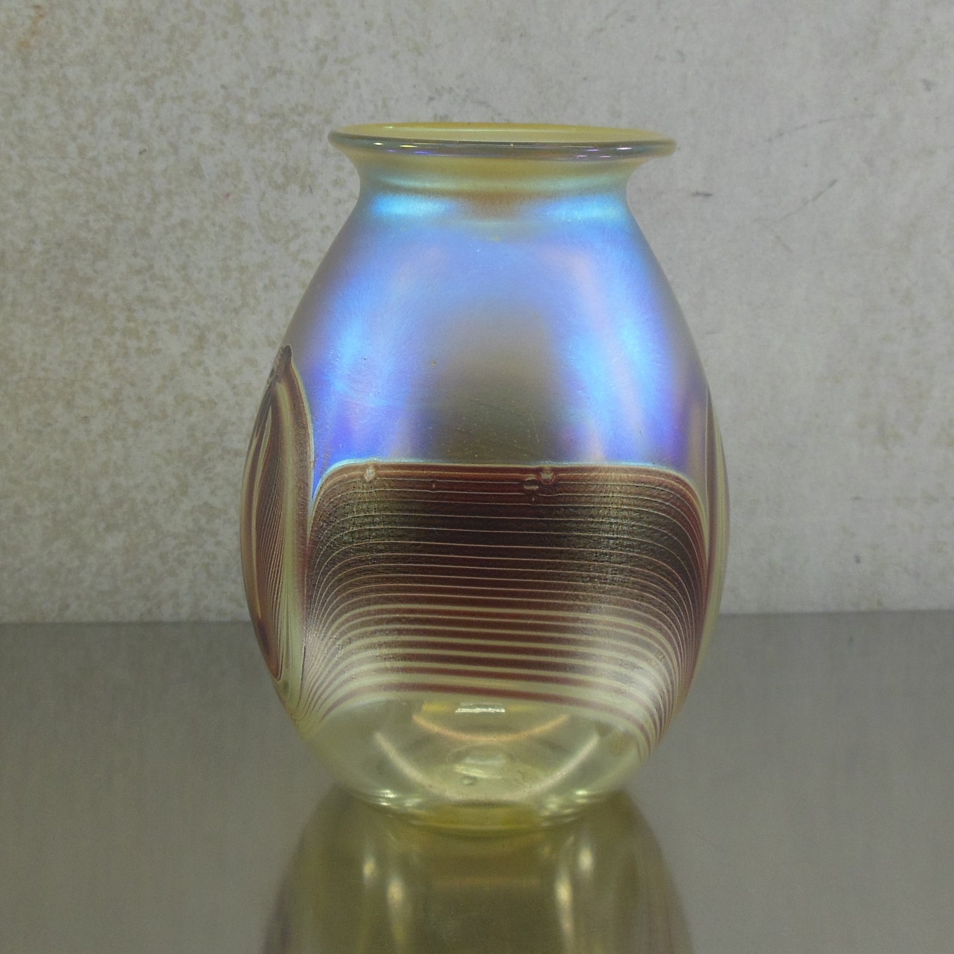 Josh Simpson 1979 Signed Iridescent Pulled Feather Vase 5" Brown Yellow
