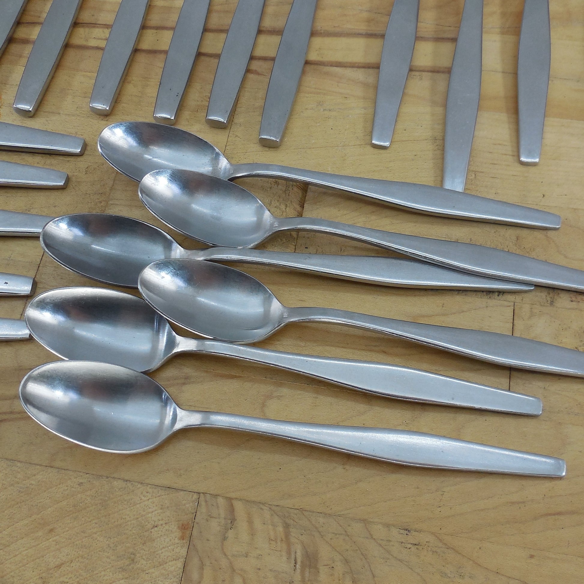 Unbranded Japan MCM Stainless Flatware Service For 6 Scan Modern teaspoon