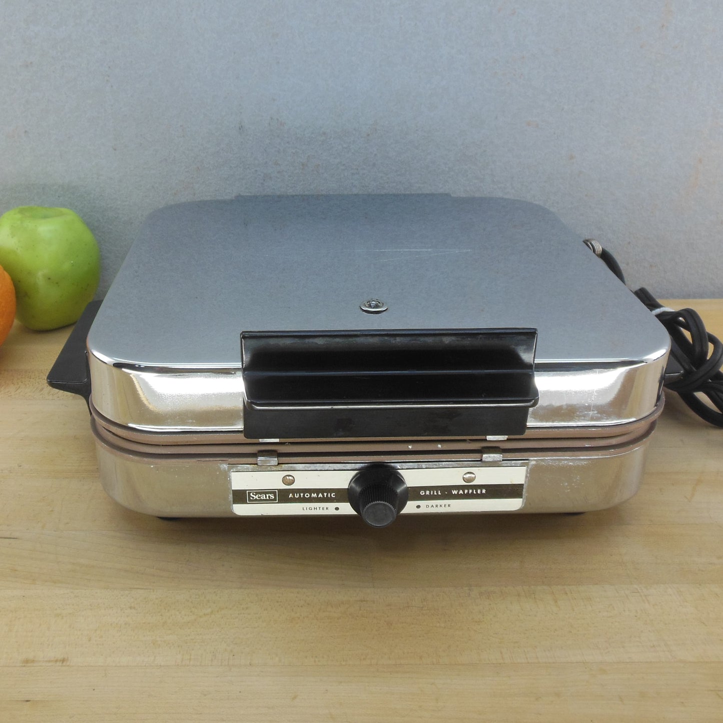 Kenmore Sears 1969 Chrome Grill Waffle Maker Non-Stick 632.64682