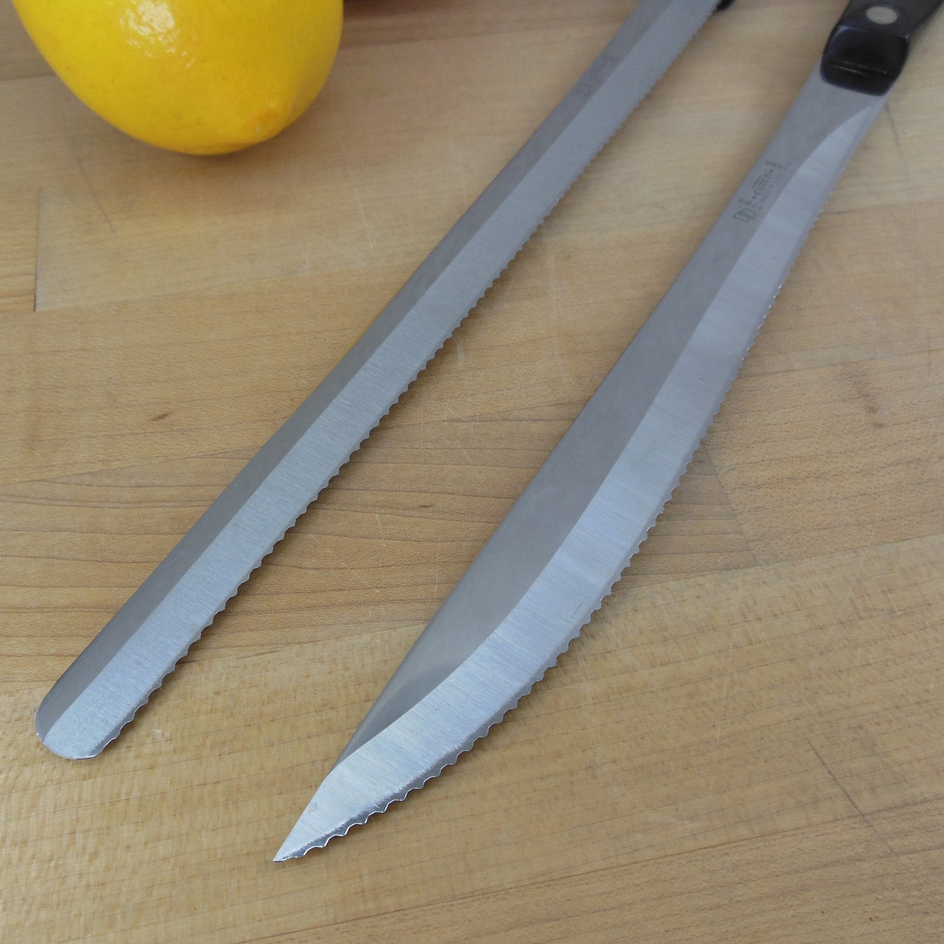 Cutco USA Pair Kitchen Knives 1713 Carver 1724 Slicer Serrated Stainless Vintage