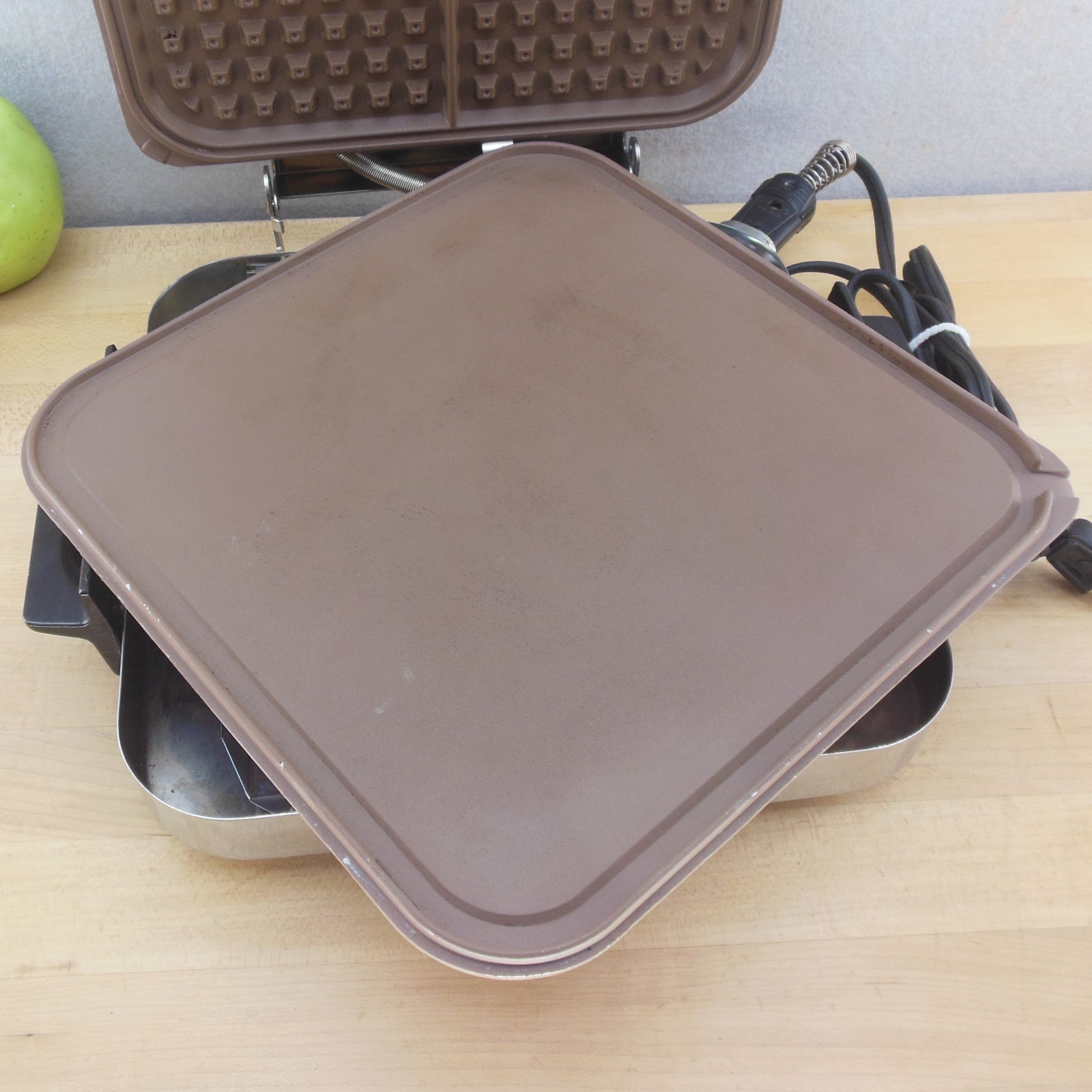 Kenmore Sears 1969 Chrome Grill Waffle Maker Non-Stick 632.64682 Griddle Plate