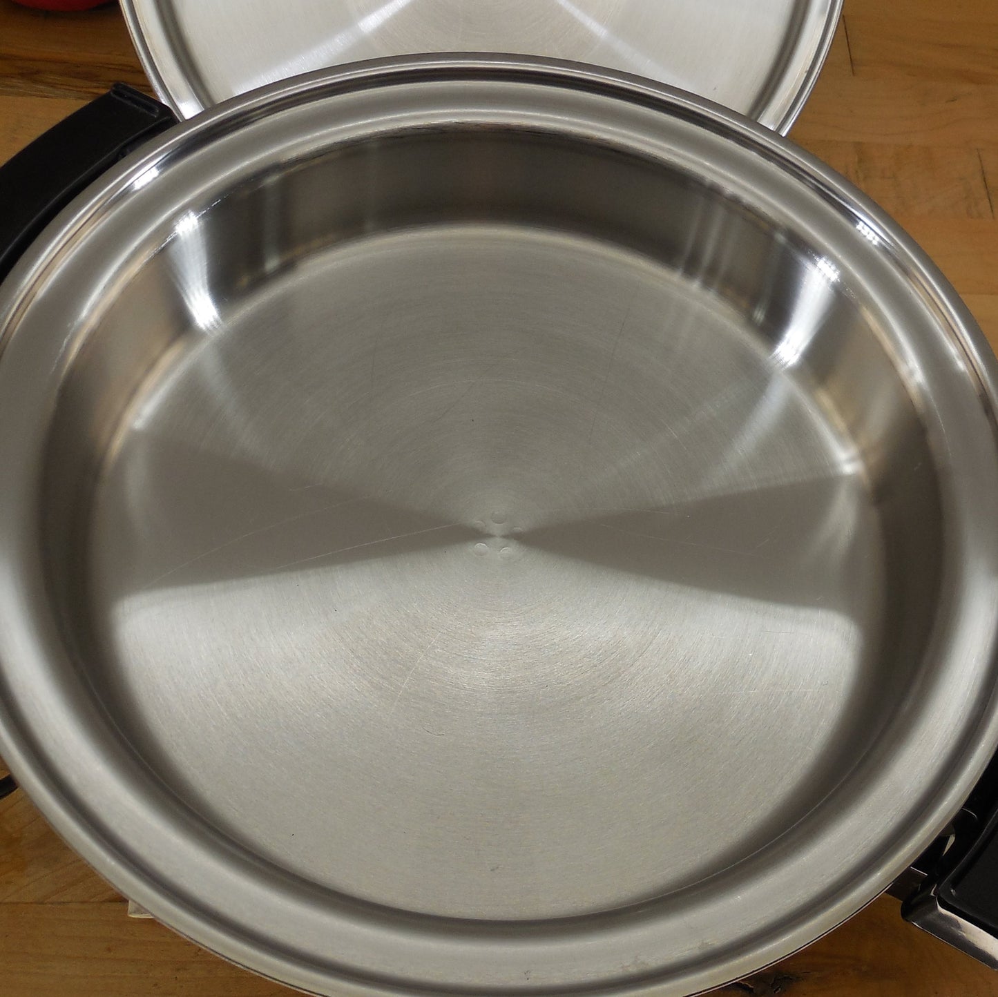 Kitchen Craft West Bend USA 2024 Liquid Core 11" Stainless Electric Skillet