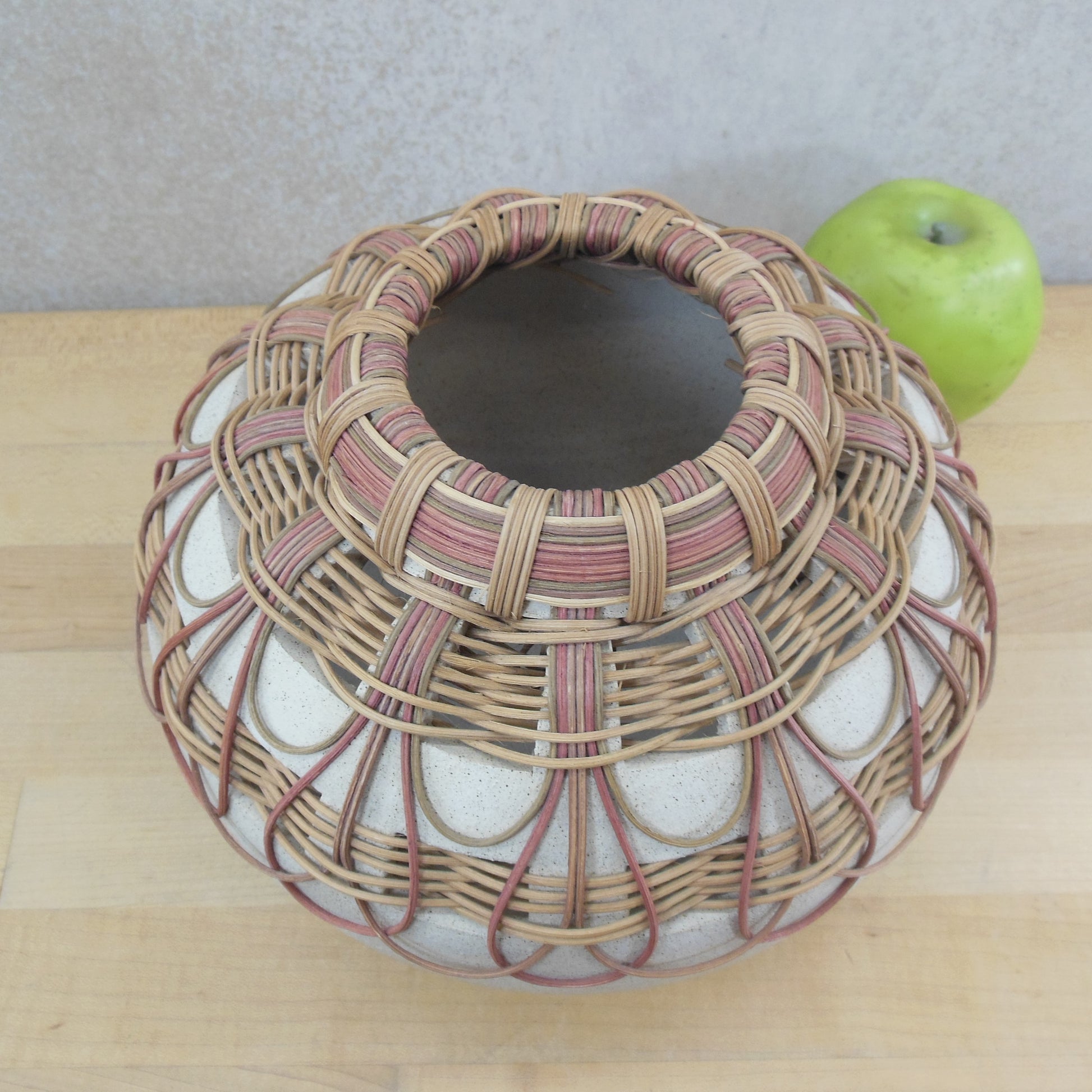 Kidd Wiesenmeyer 1996 Signed Art Pottery Basket Weave Vase Vintage