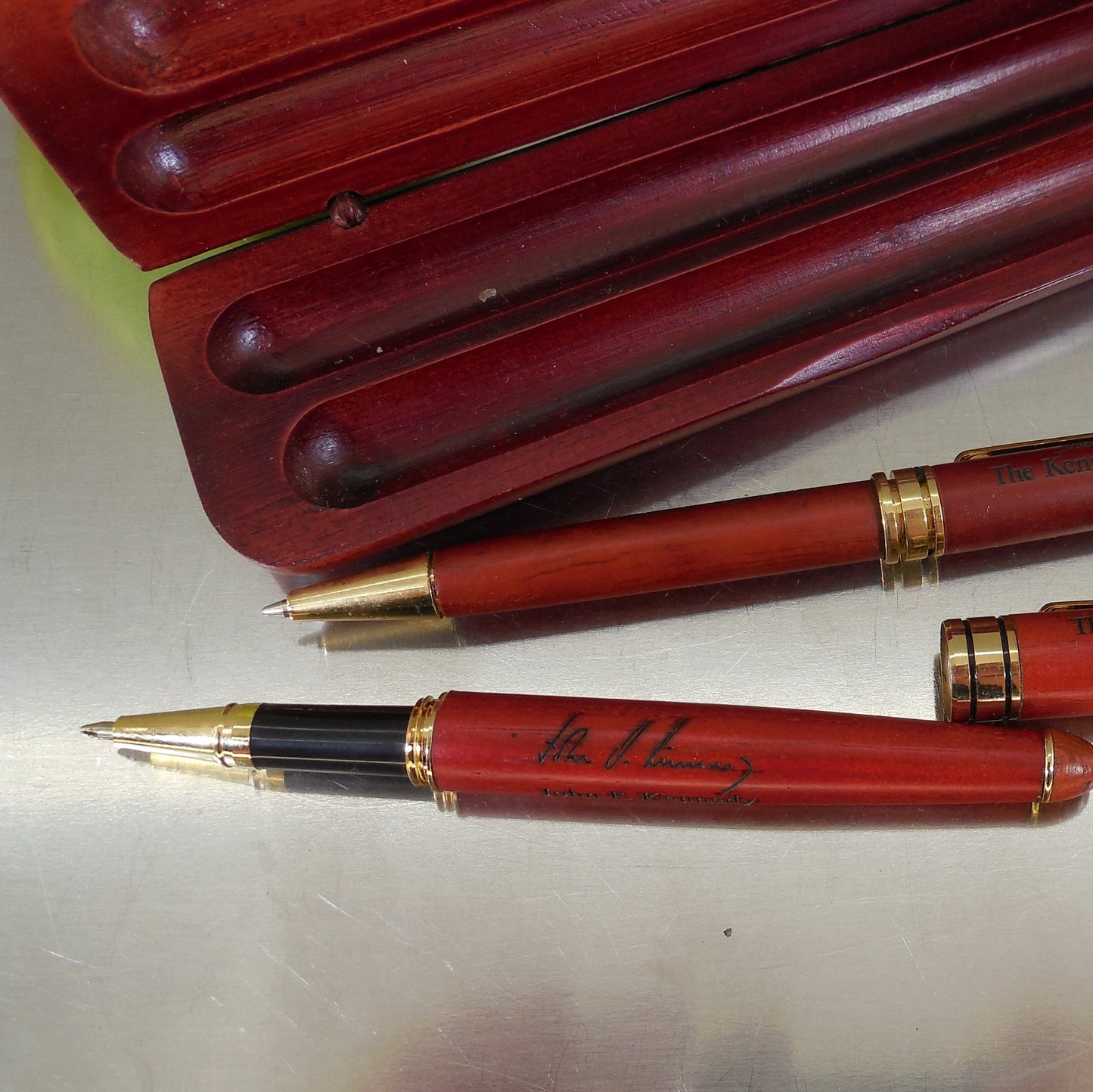 The Kennedy Center Wood Ballpoint Pen Cased Set JFK Signature