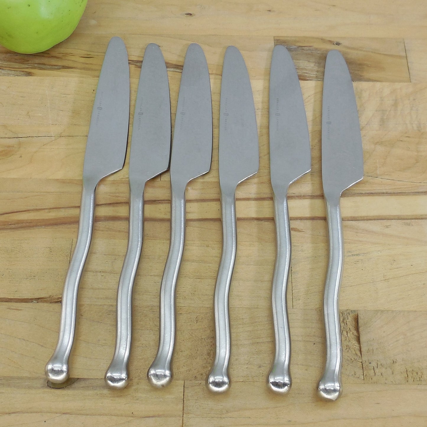 Gourmet Settings Exotique Platinum Stainless Flatware - 6 Dinner Knives