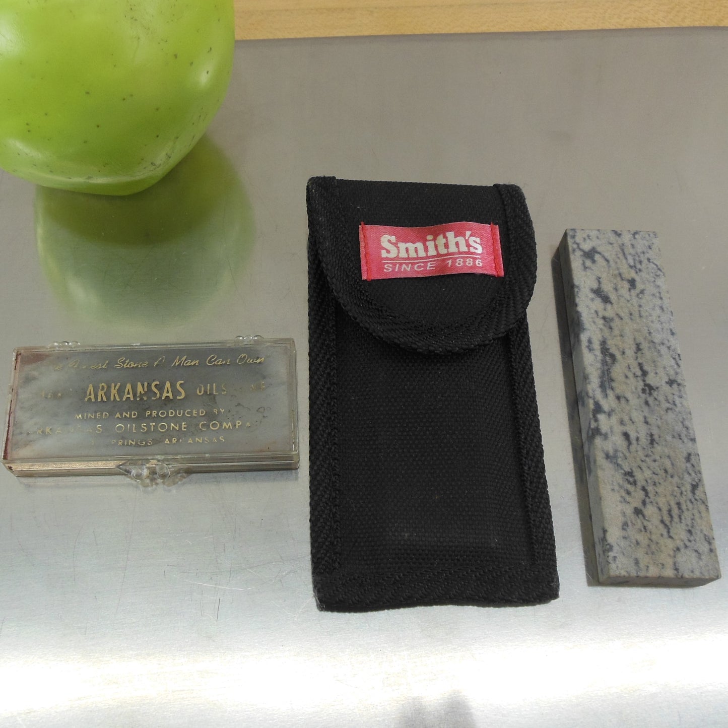 Arkansas Oilstone Co. & Smith's Belt Sheath Sharpening Stones