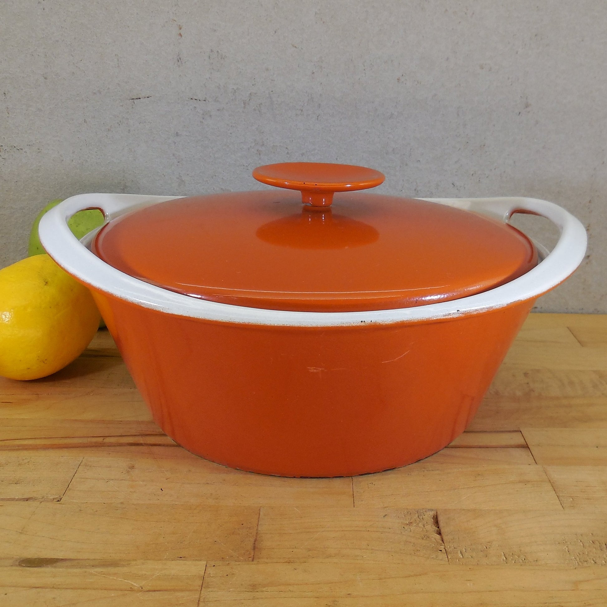 Nacco (Copco) Denmark Michael Lax 3 Quart Dutch Oven Orange 100E