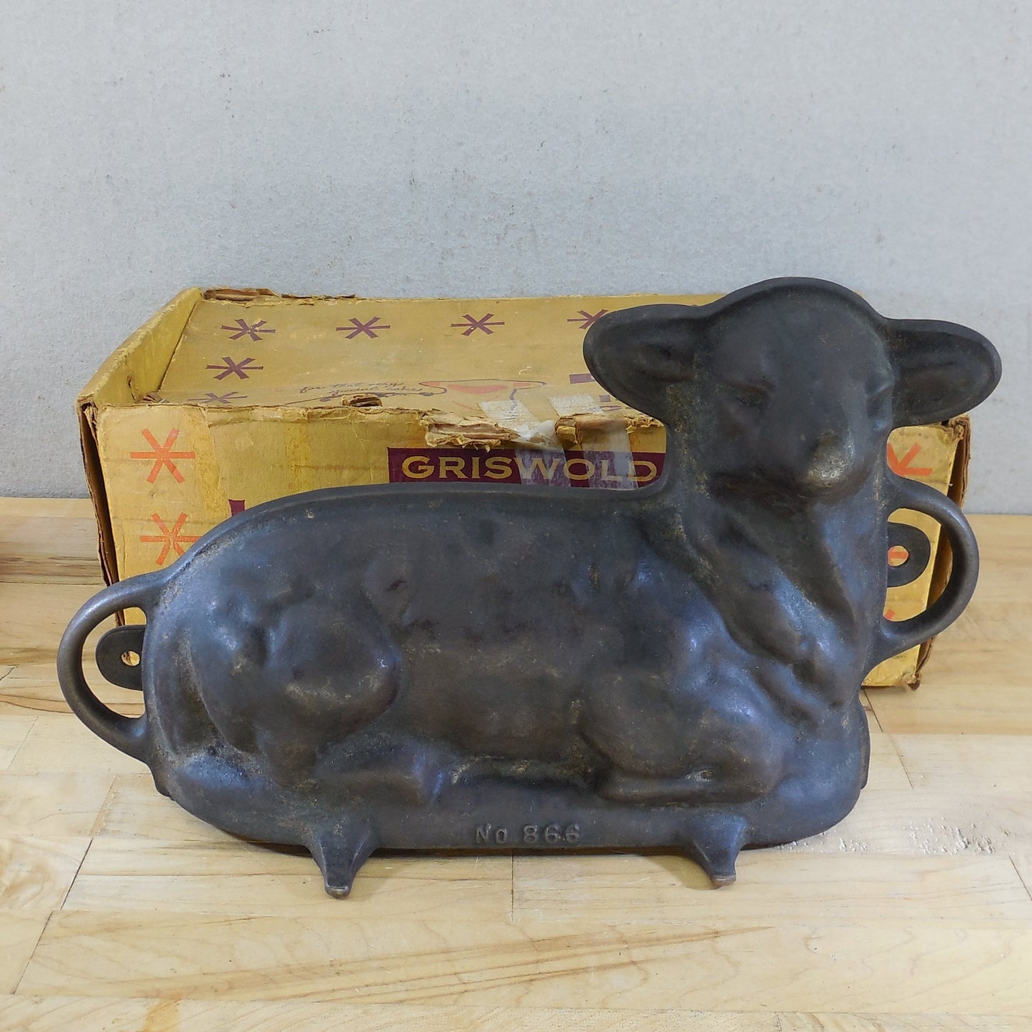 Griswold Cast Iron Lamb Cake Mold 866 With Box