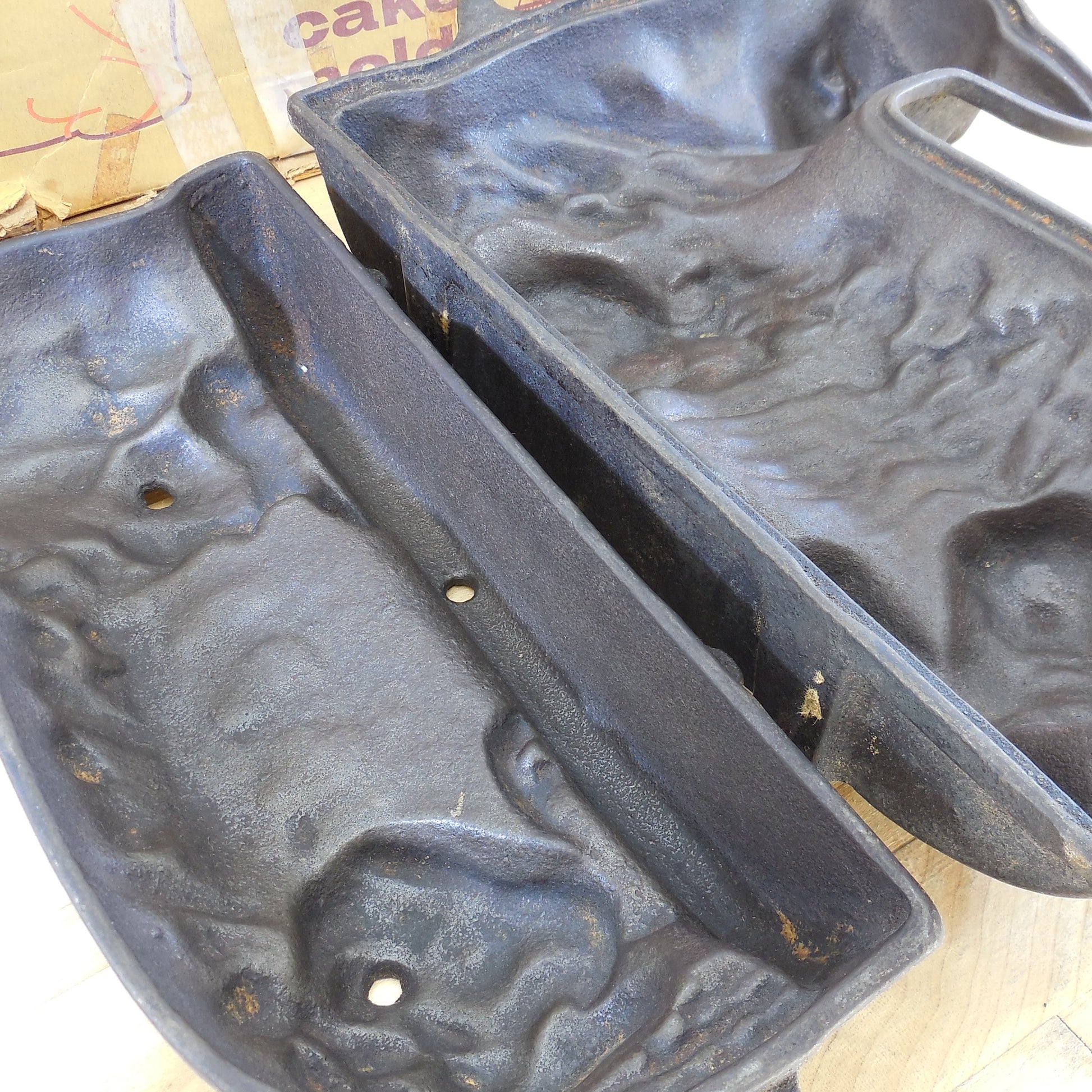 Griswold Cast Iron Lamb Cake Mold 866 With Box used