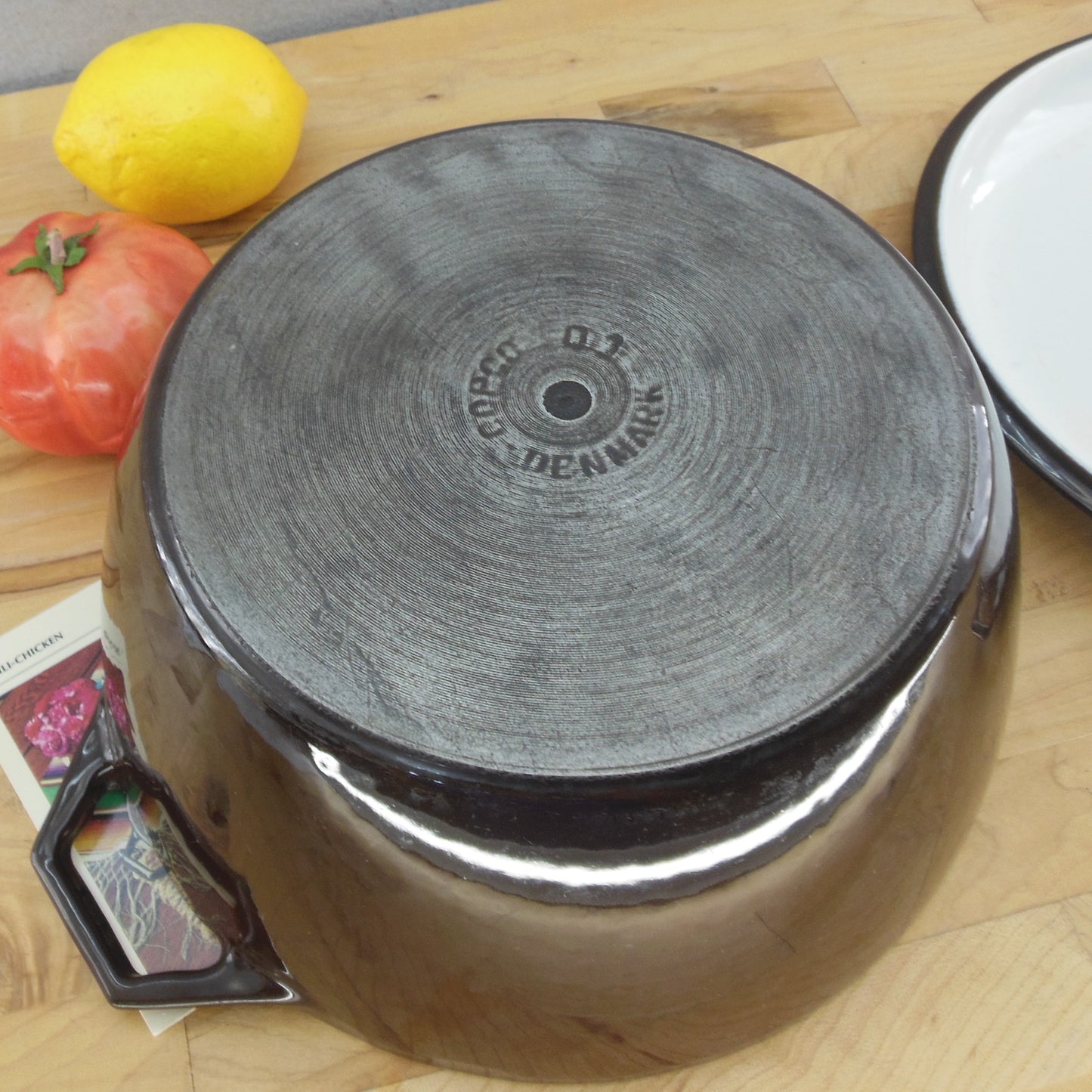 Copco Denmark Lax D3 Dutch Oven Pot Brown Enamel Cast Iron 4 Qt. Bottom