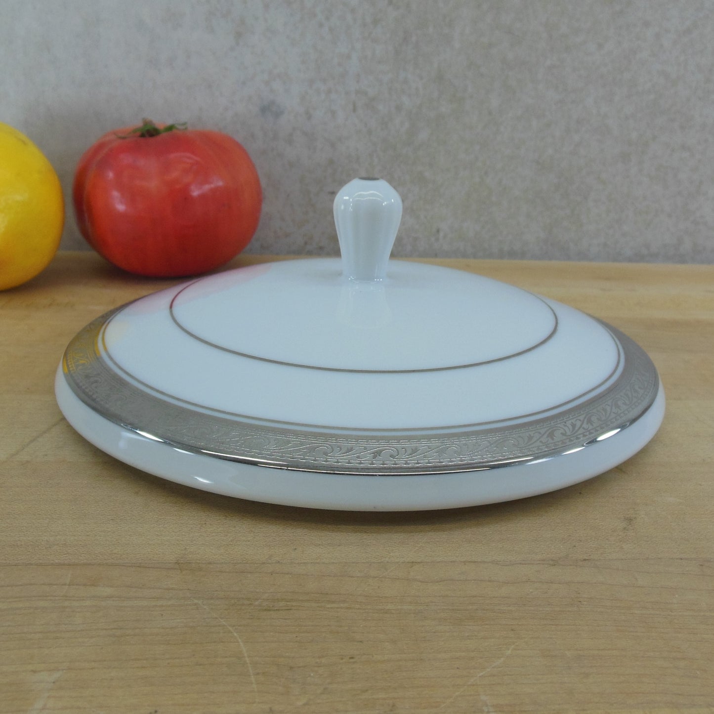 Noritake Legendary Crestwood Platinum - Vegetable Bowl Lid 7" Replacement