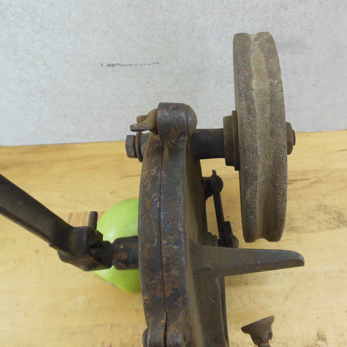 Lakeside Lake Side Hand Crank Bench Grinder Sharpener Used