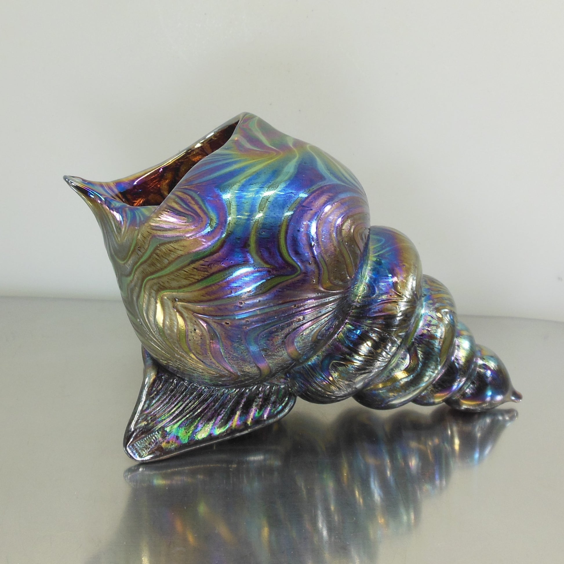 Igor Muller 1999 Bohemian Blown Art Glass Conch Shell Blue Purple 7"