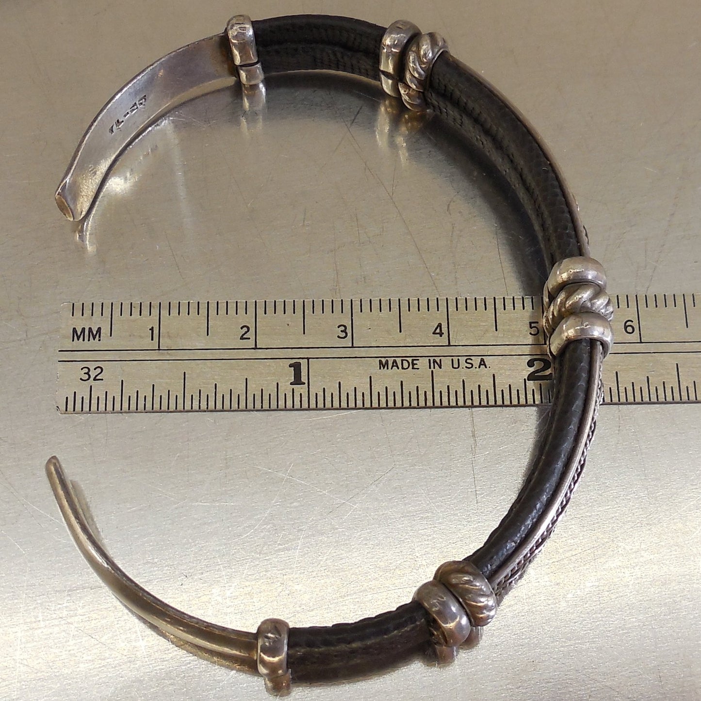 Pair Taxco TL-53 Mexico 925 Sterling Silver Snakeskin Cuff Bracelets 2"