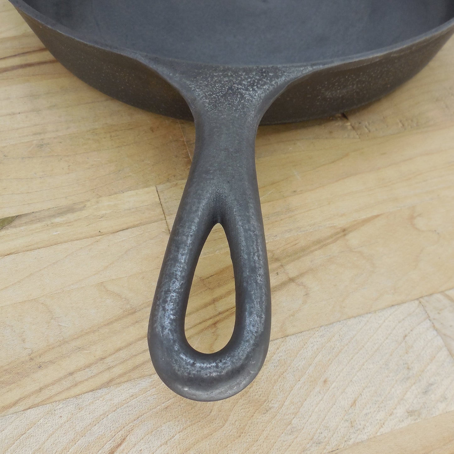 Griswold Iron Mountain #8 Cast Iron Skillet 755 Heat Ring Vintage