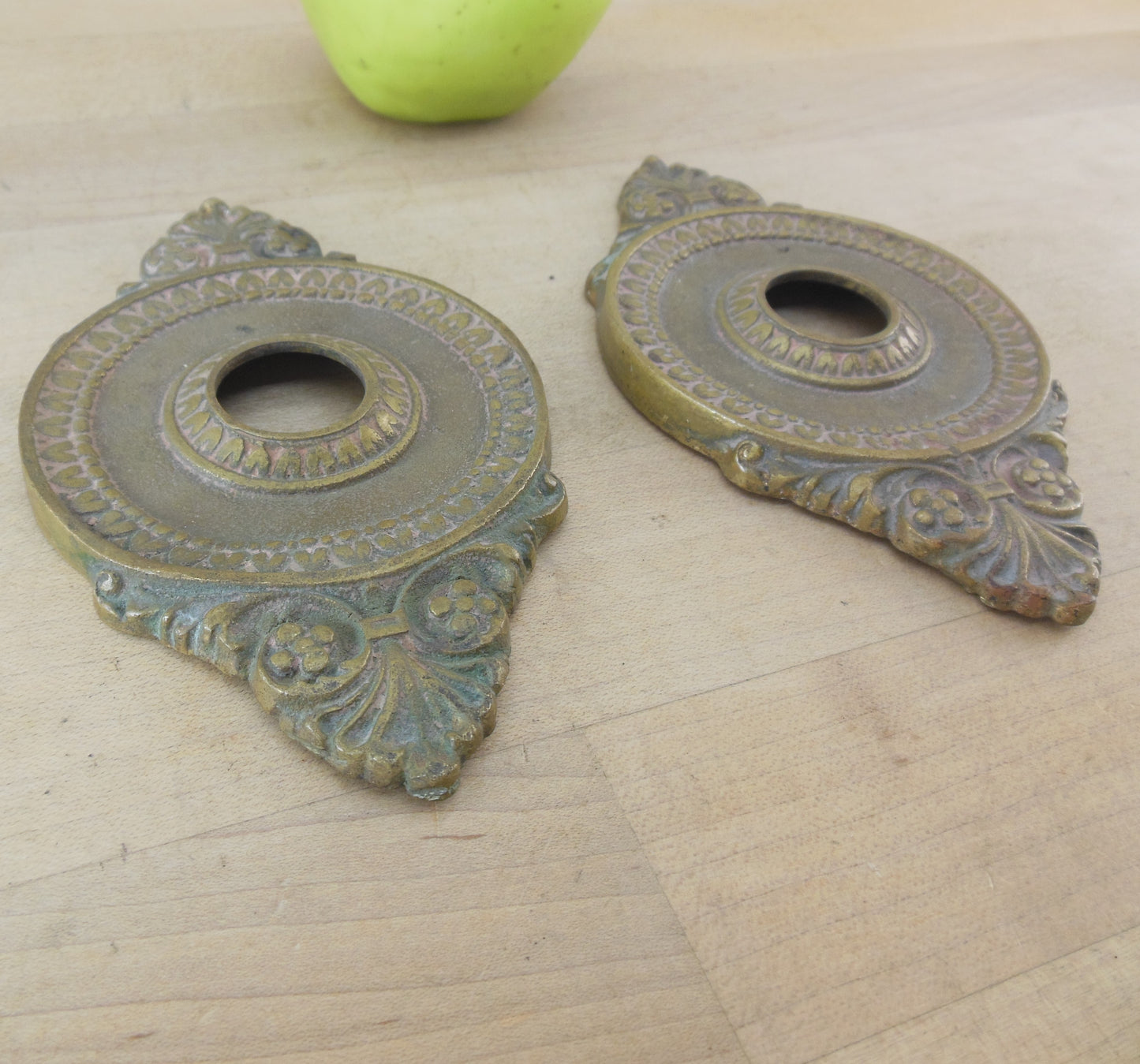 Antique Pair Bronze/Brass Ornate Victorian Door Knob Back Cover Plates 5-3/16" Used
