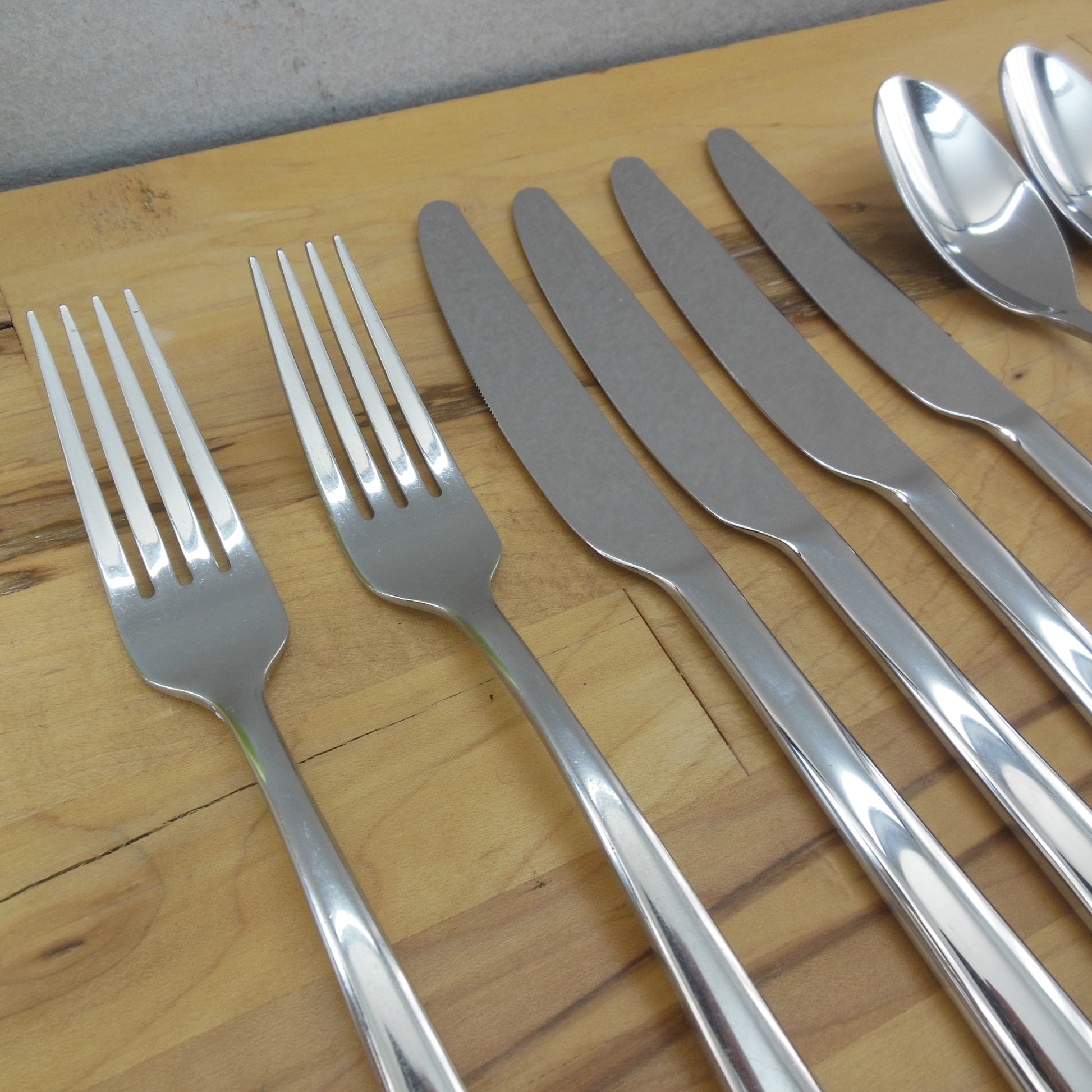 Mikasa Addison Stainless Flatware 26 Piece Lot Fork Spoon Knife dinner