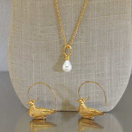Metropolitan Museum Of Art MMA Sterling 925 Pearl Necklace Dove Earrings