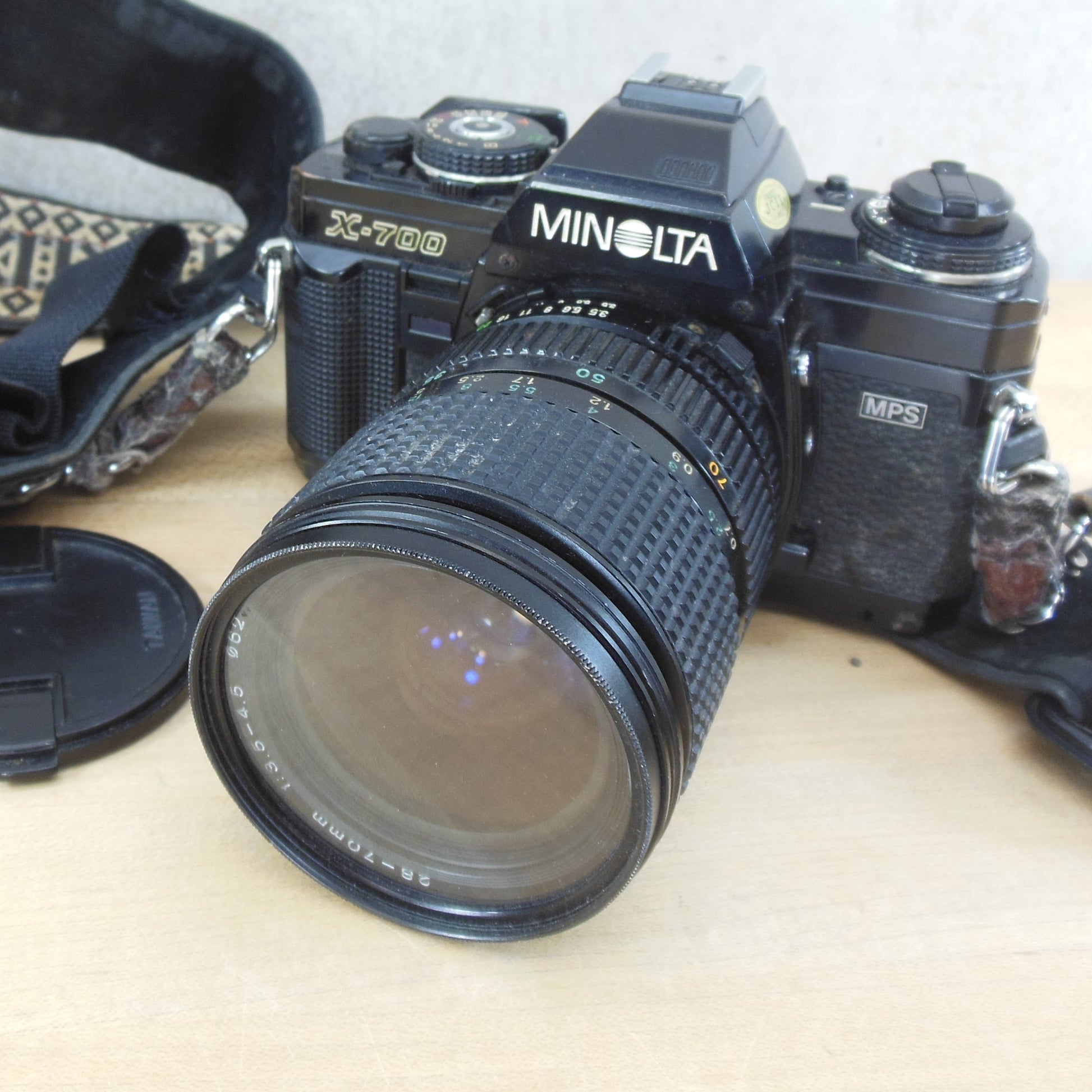 Minolta X-700 35mm Camera 62mm Macro Vivitar 2x Tele Converter Papers Untested