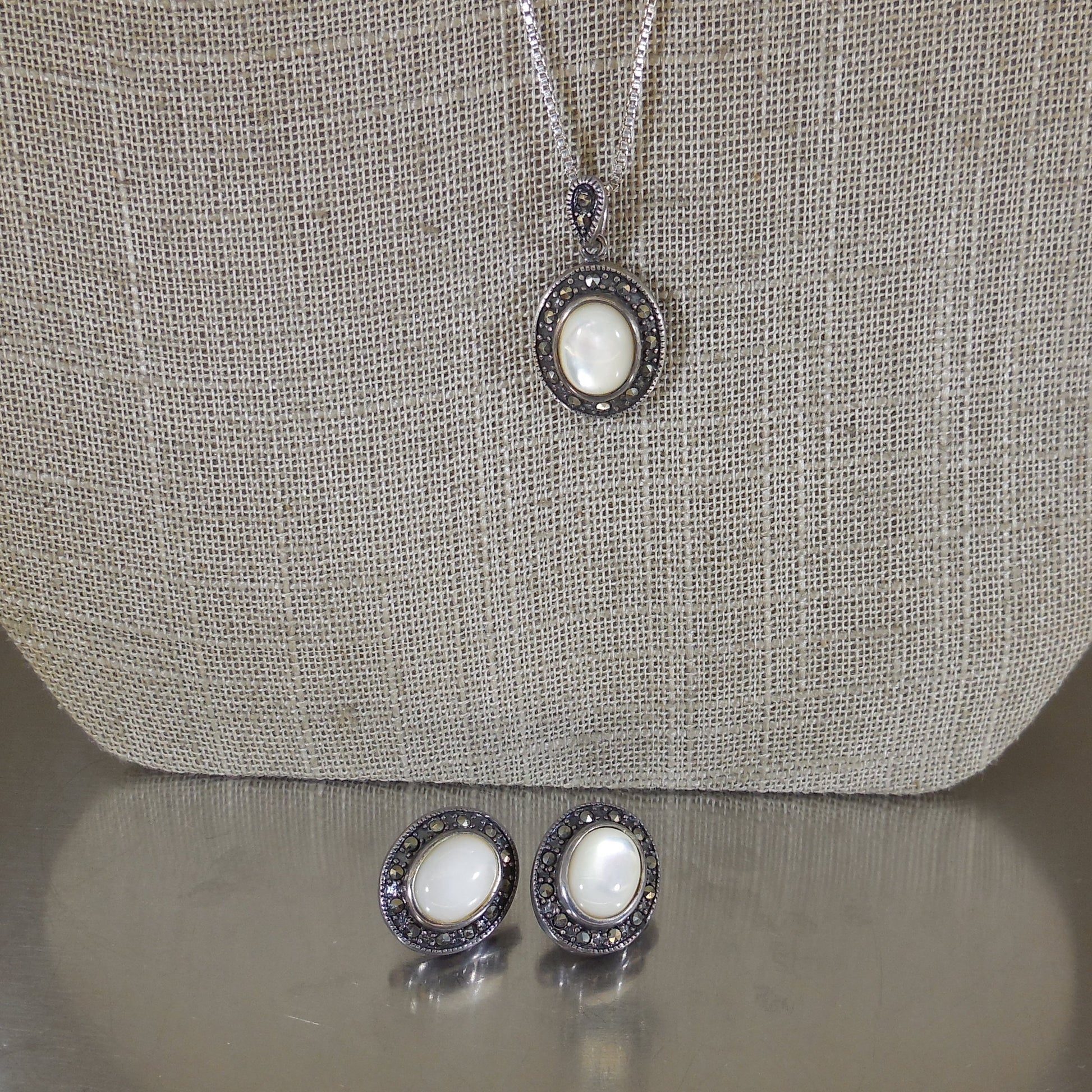 Unbranded 925 Sterling Oval MOP Marcasite Necklace & Earrings Set