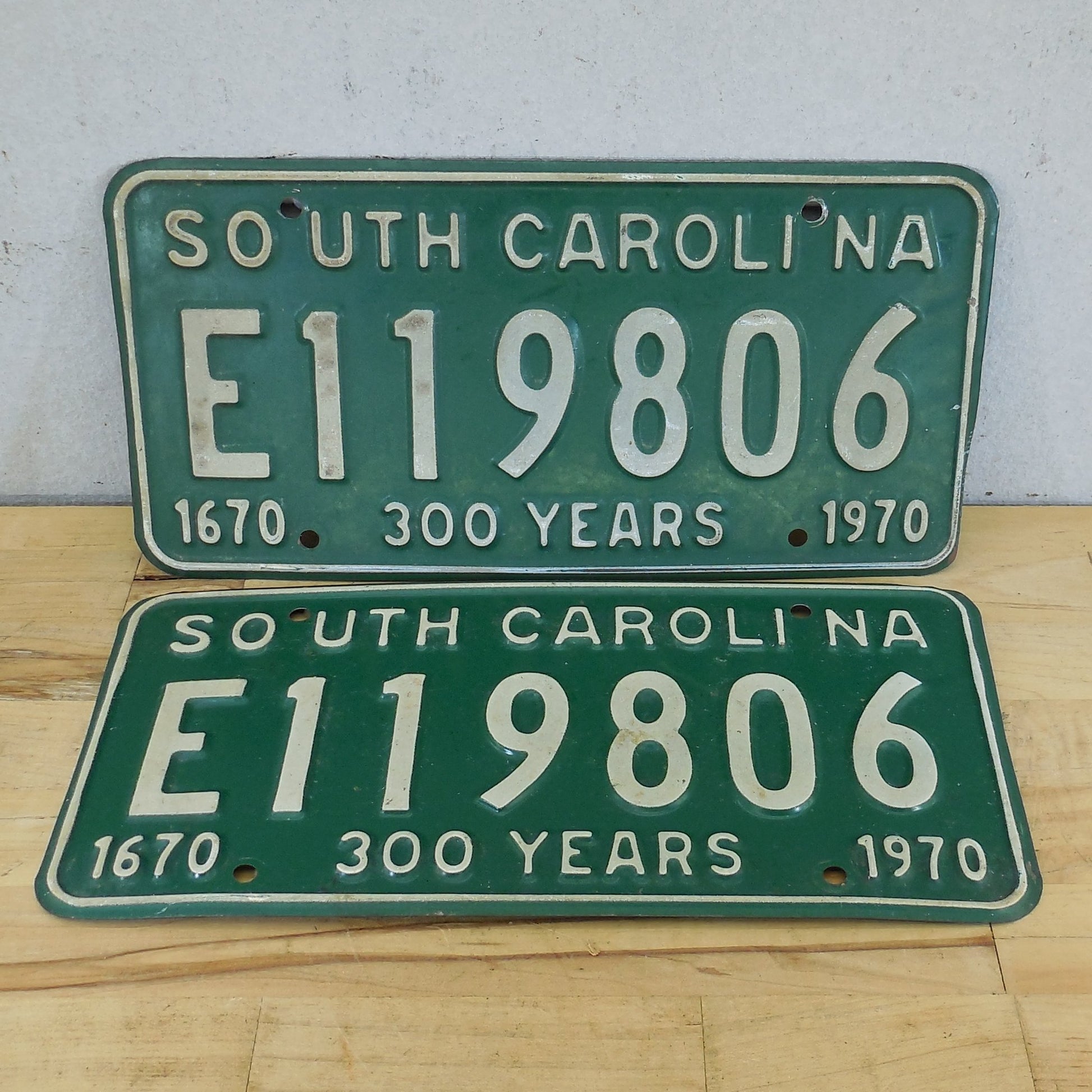South Carolina 1970 License Plate Tag - 300 Years Matched Pair E119806