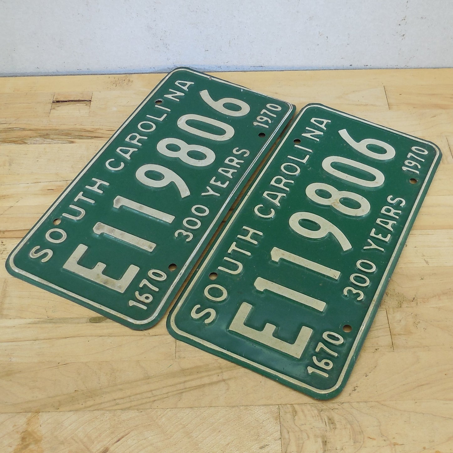 South Carolina 1970 License Plate Tag - 300 Years Matched Pair E119806
