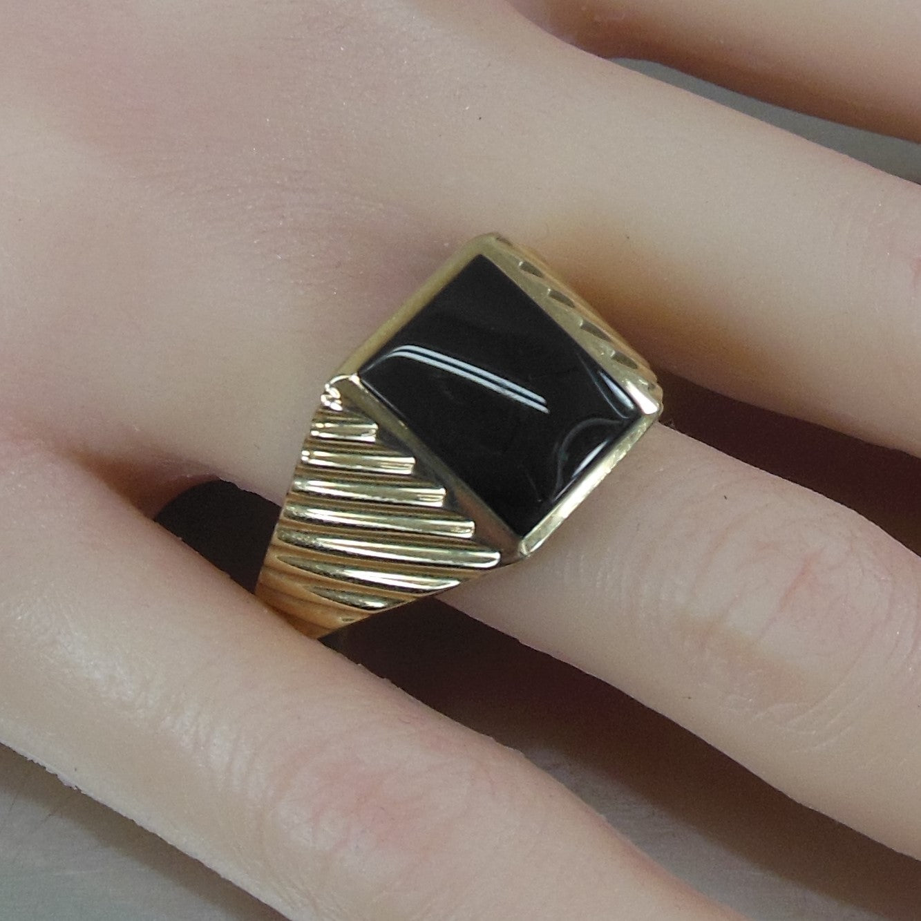 Estate Men's Ring 10K Yellow Gold Black Onyx Square Size 11.75