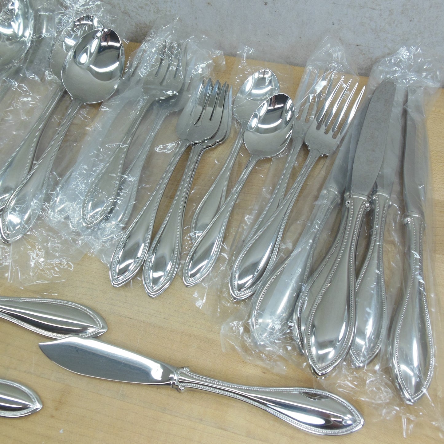 Oneida Stainless Arbor American Harmony Beaded Flatware Lot New spoon fork