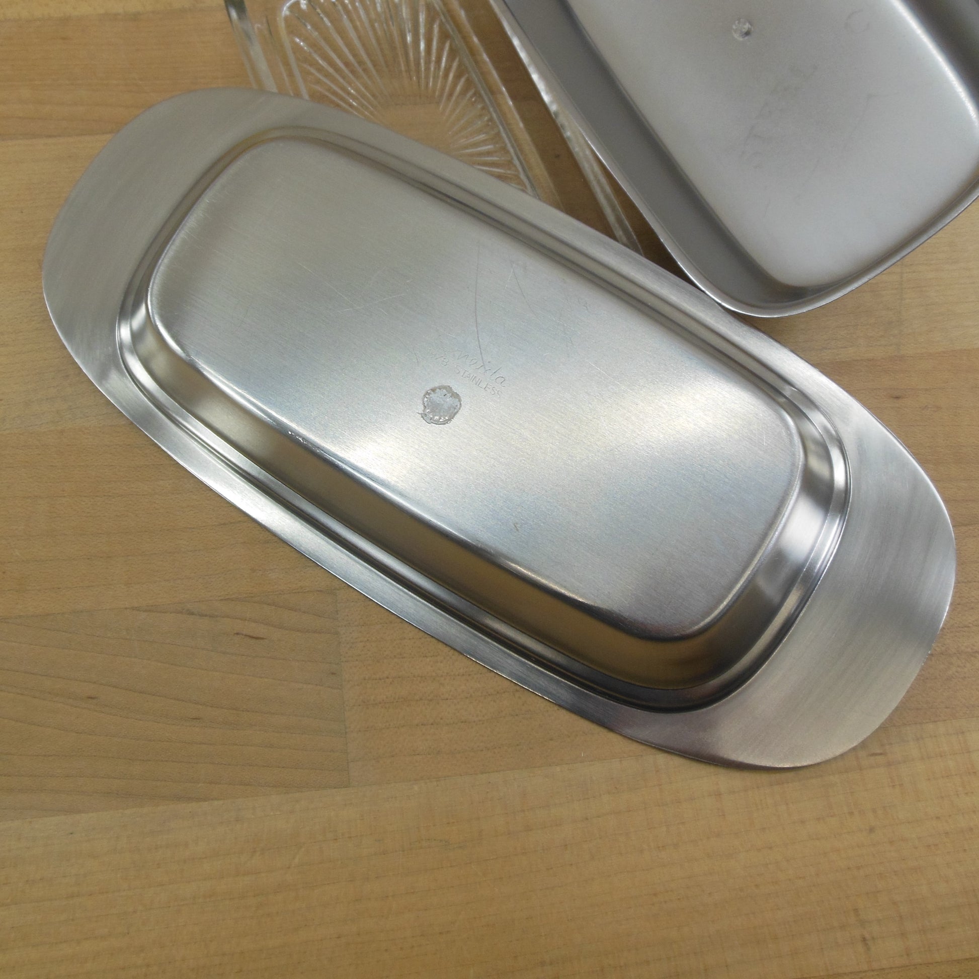 Oneida Modern 18/8 Stainless Steel Covered Butter Dish Glass Insert MCM